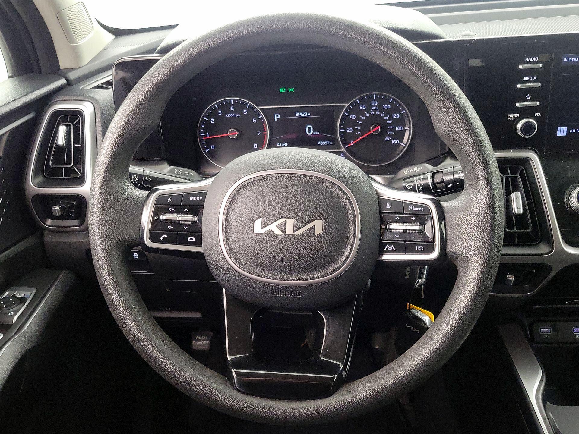 Thumbnail: 2022 Kia Sorento - 10