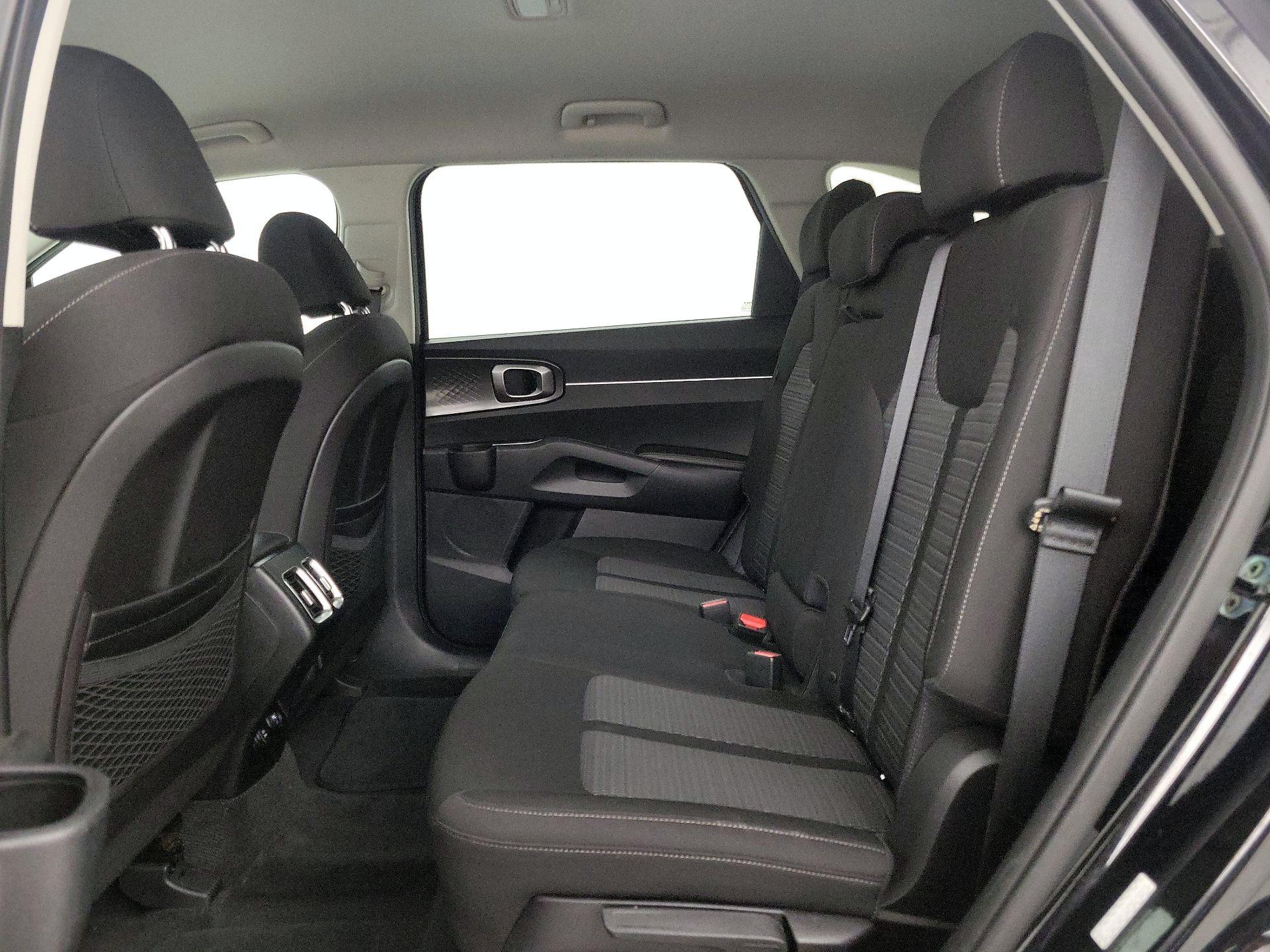 Thumbnail: 2022 Kia Sorento - 19