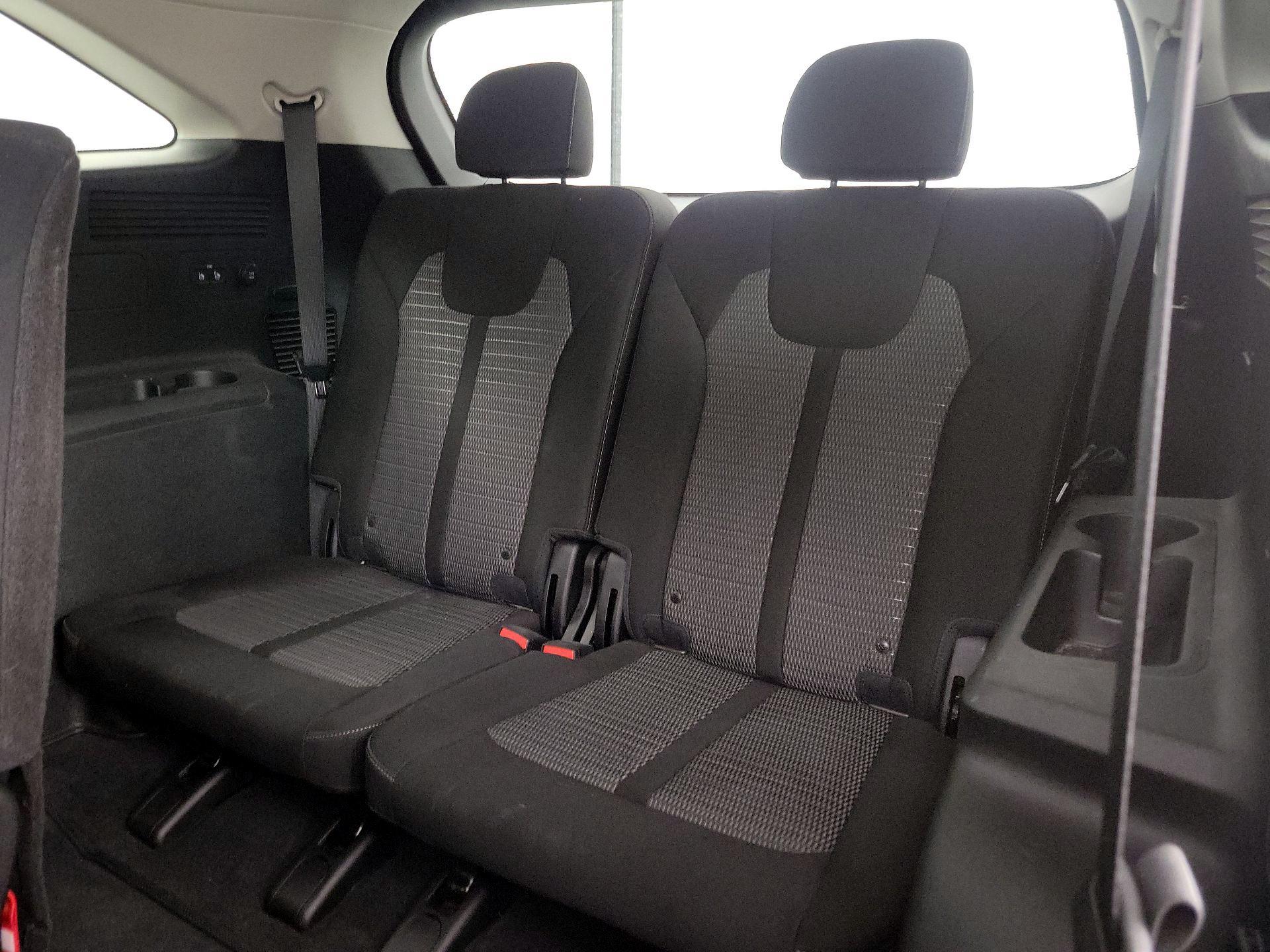 Thumbnail: 2022 Kia Sorento - 20