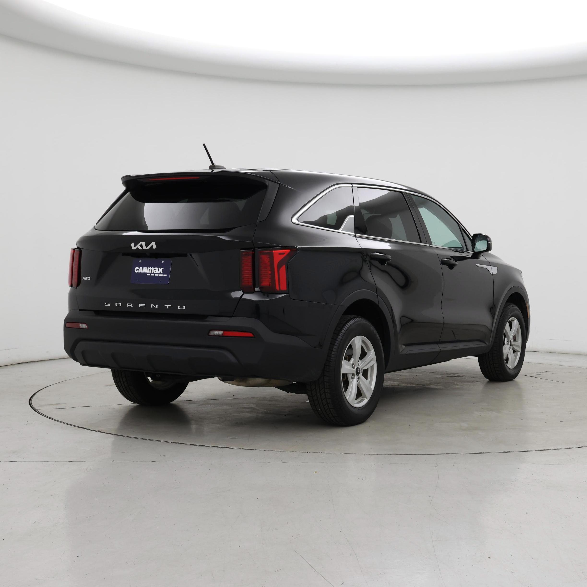 Thumbnail: 2022 Kia Sorento - 8