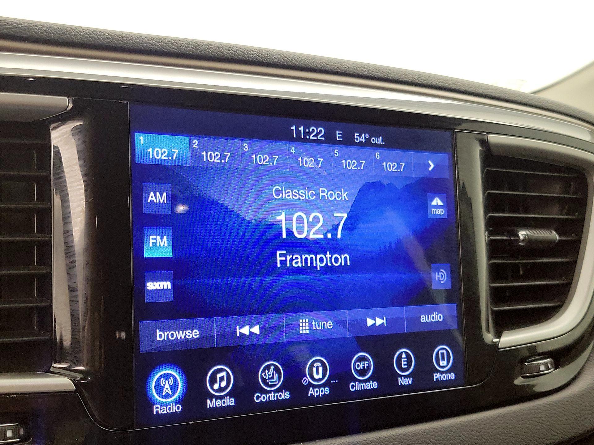 Thumbnail: 2017 Chrysler Pacifica - 16