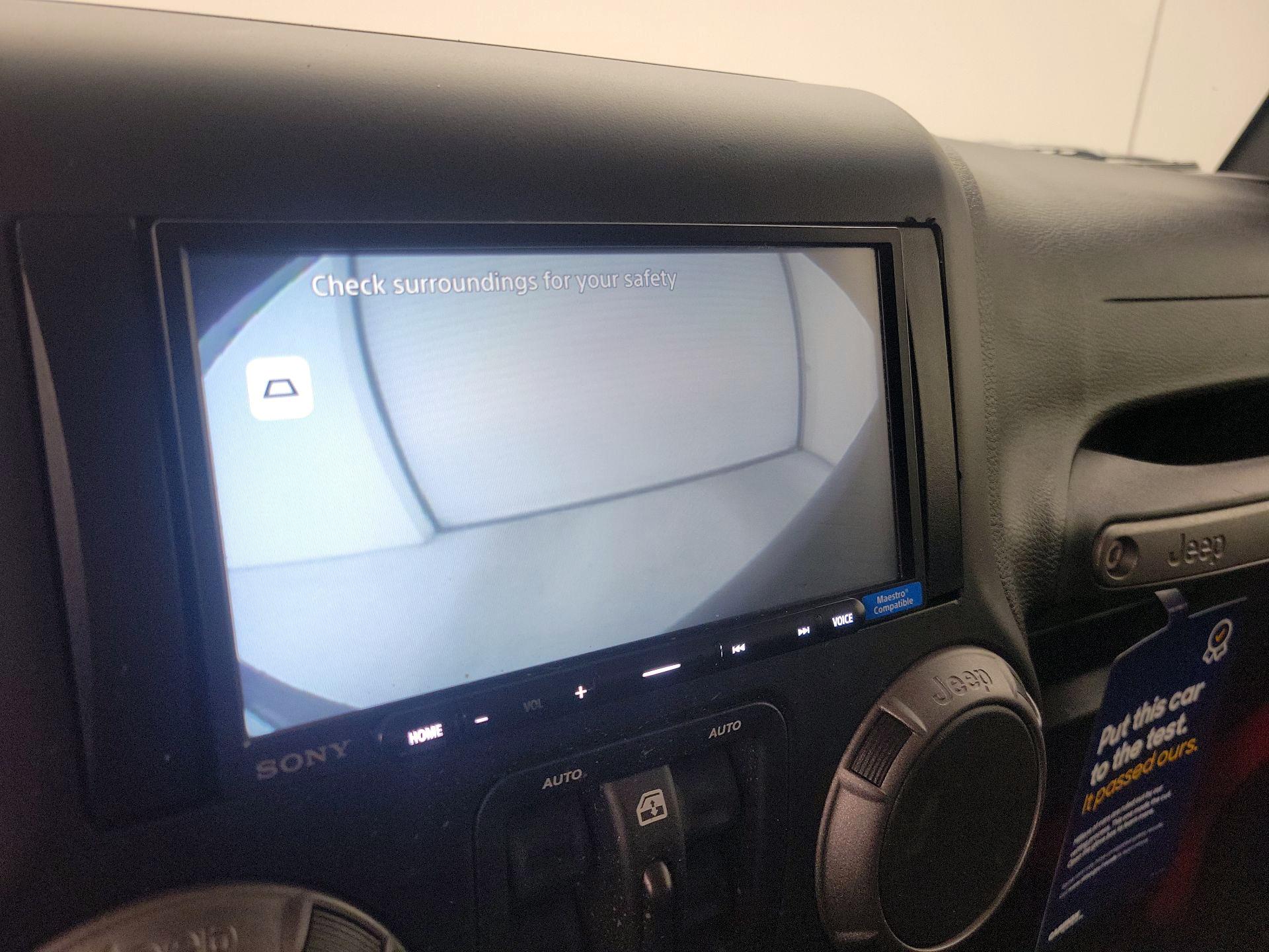 Thumbnail: 2017 Jeep Wrangler - 13