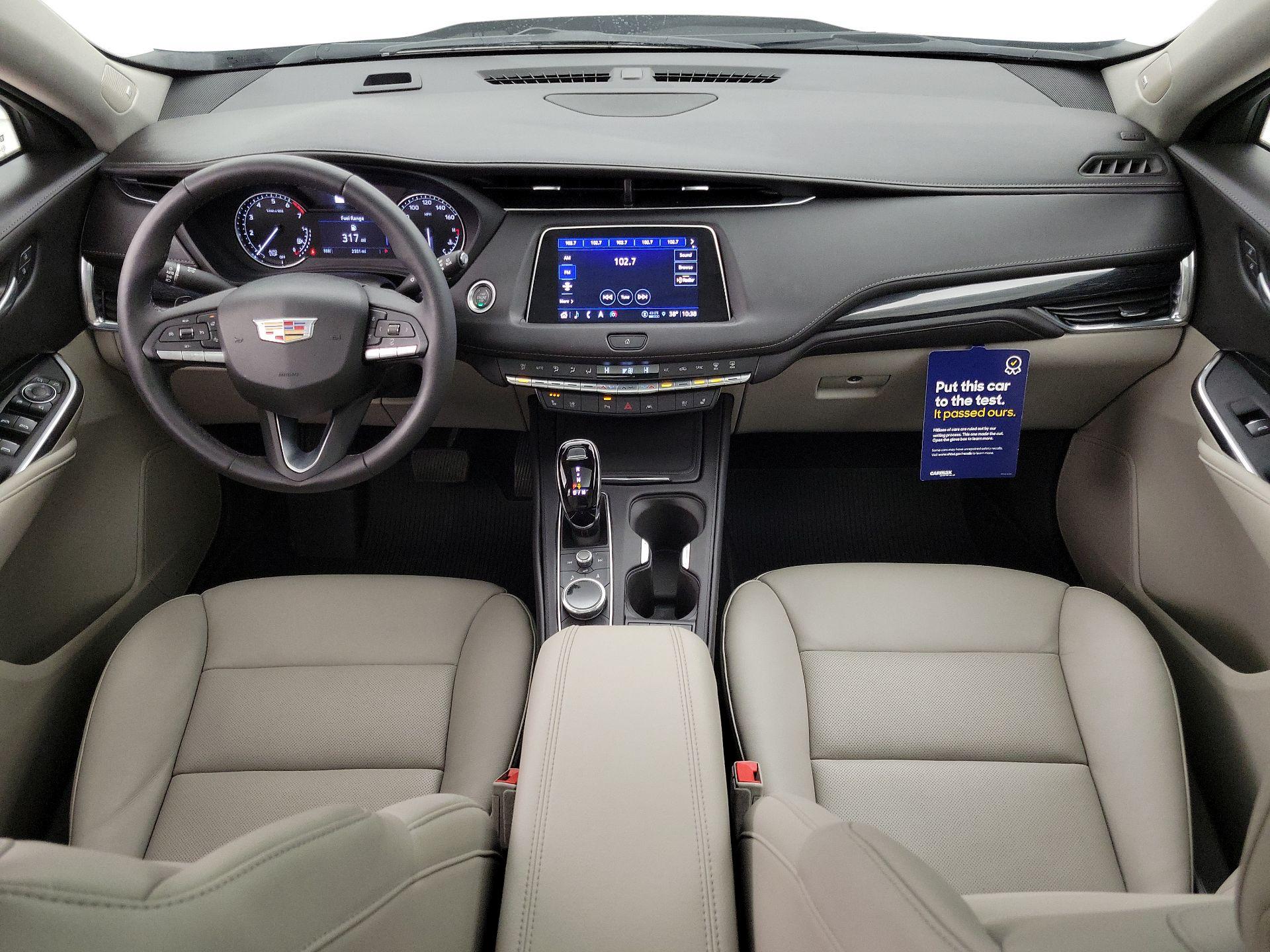 Thumbnail: 2023 Cadillac XT4 - 9