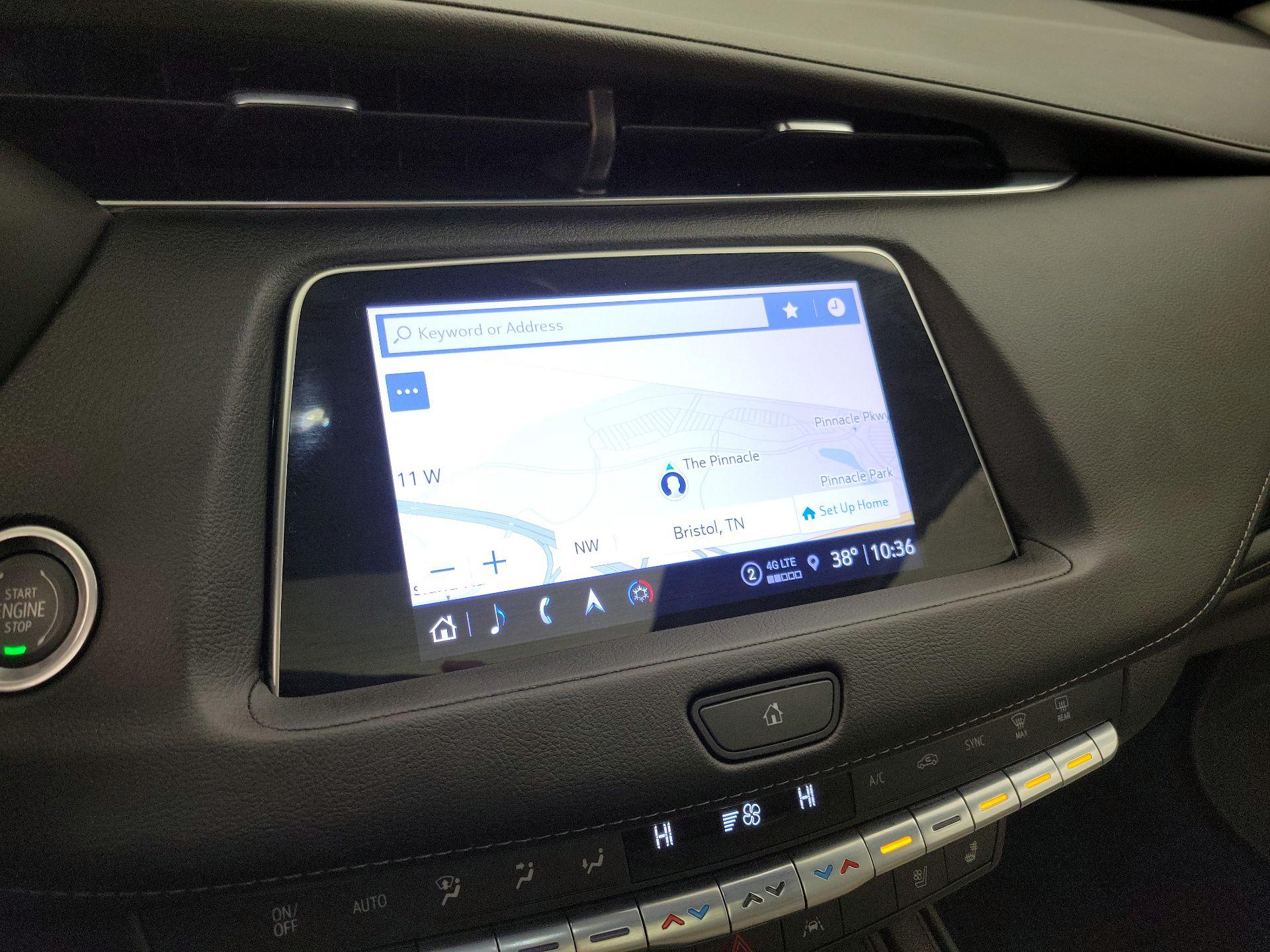 Thumbnail: 2023 Cadillac XT4 - 14