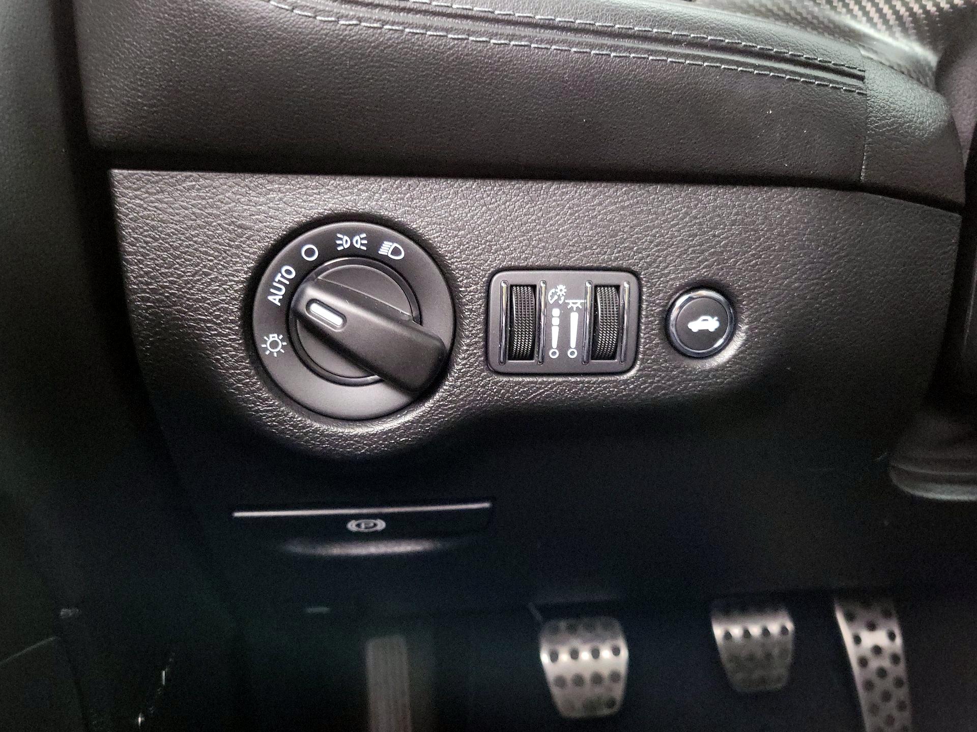 Thumbnail: 2020 Dodge Challenger - 13