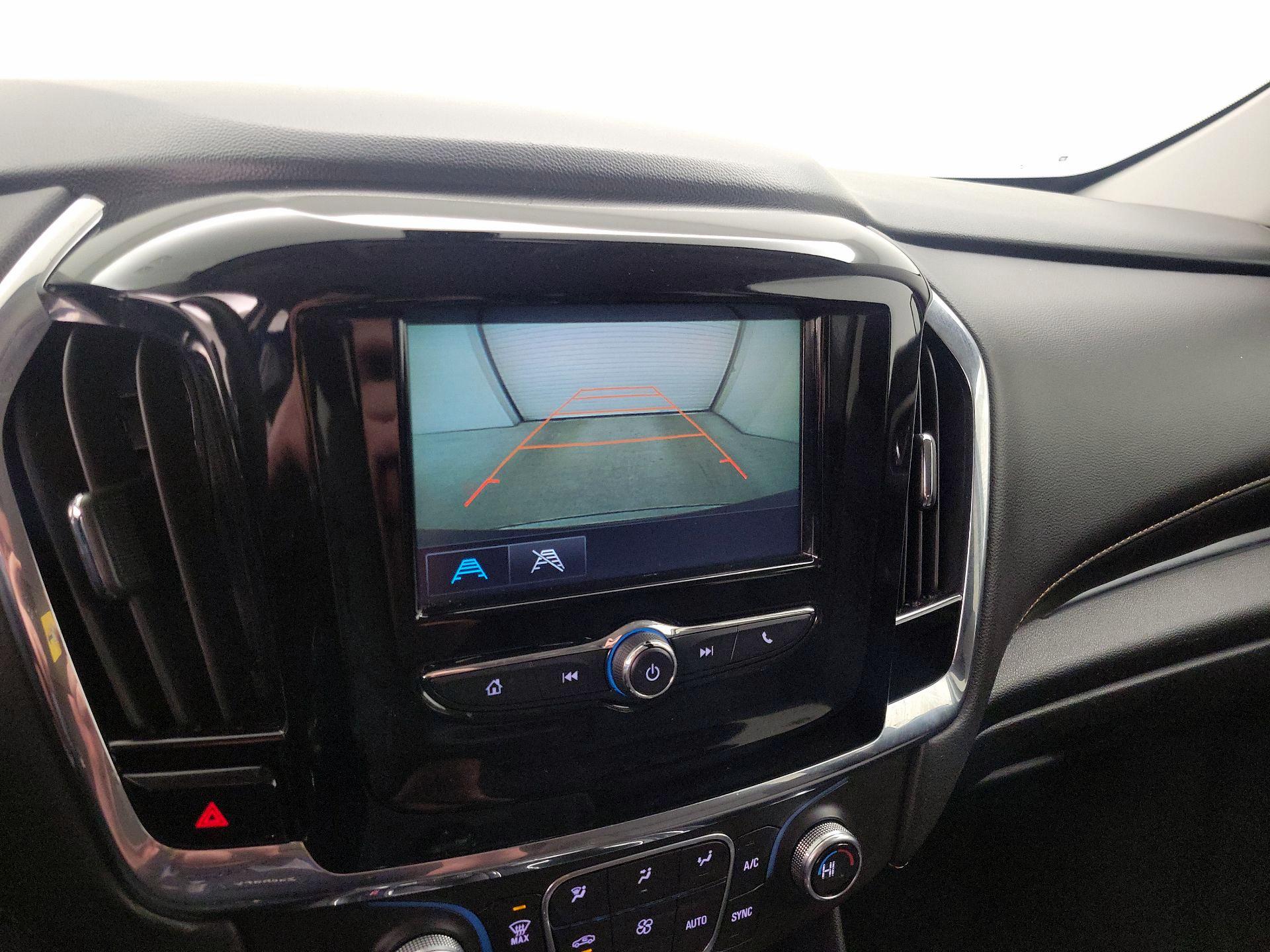 Thumbnail: 2018 Chevrolet Traverse - 14