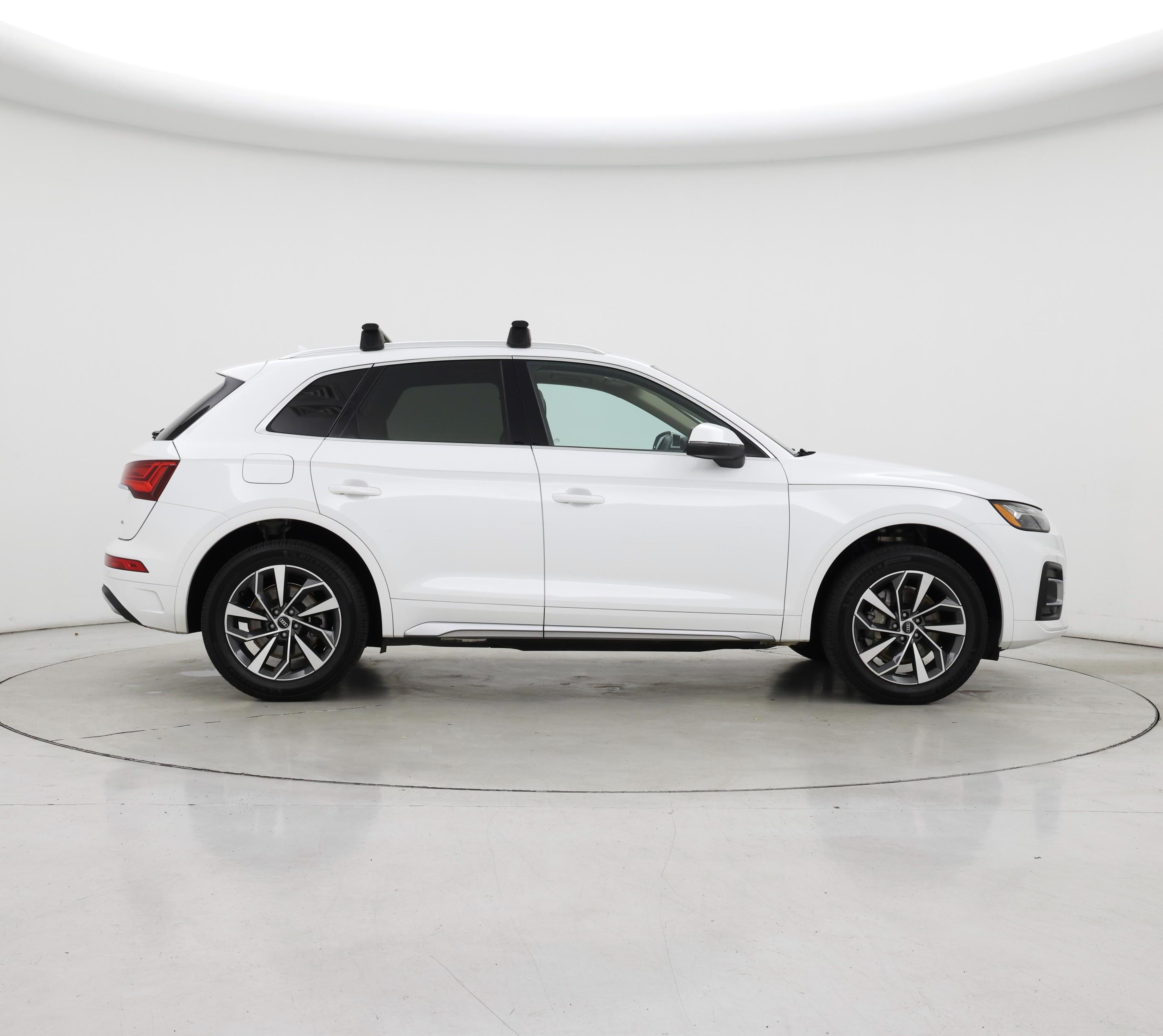 Thumbnail: 2021 Audi Q5 - 7