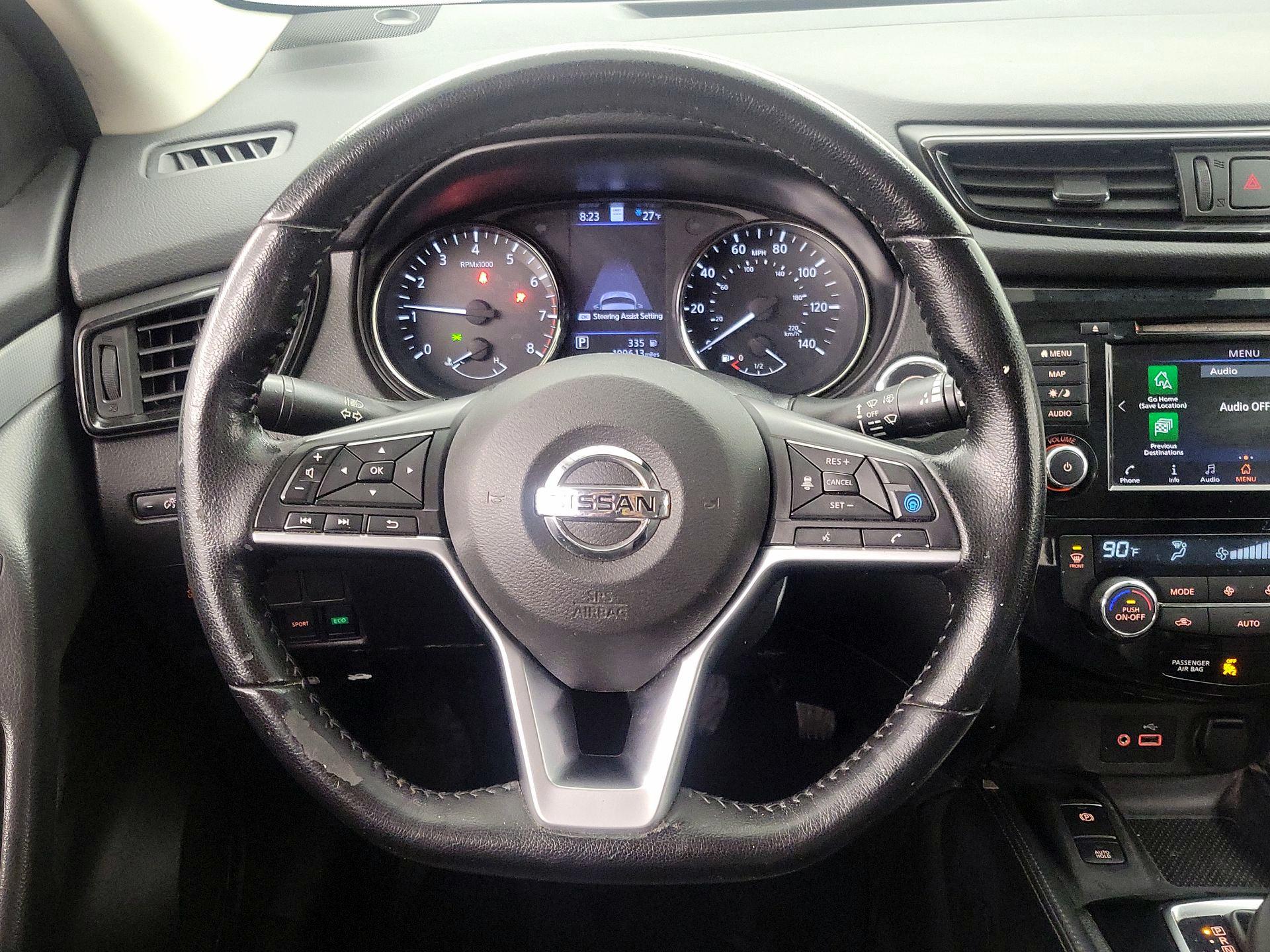 Thumbnail: 2020 Nissan Rogue Sport - 10