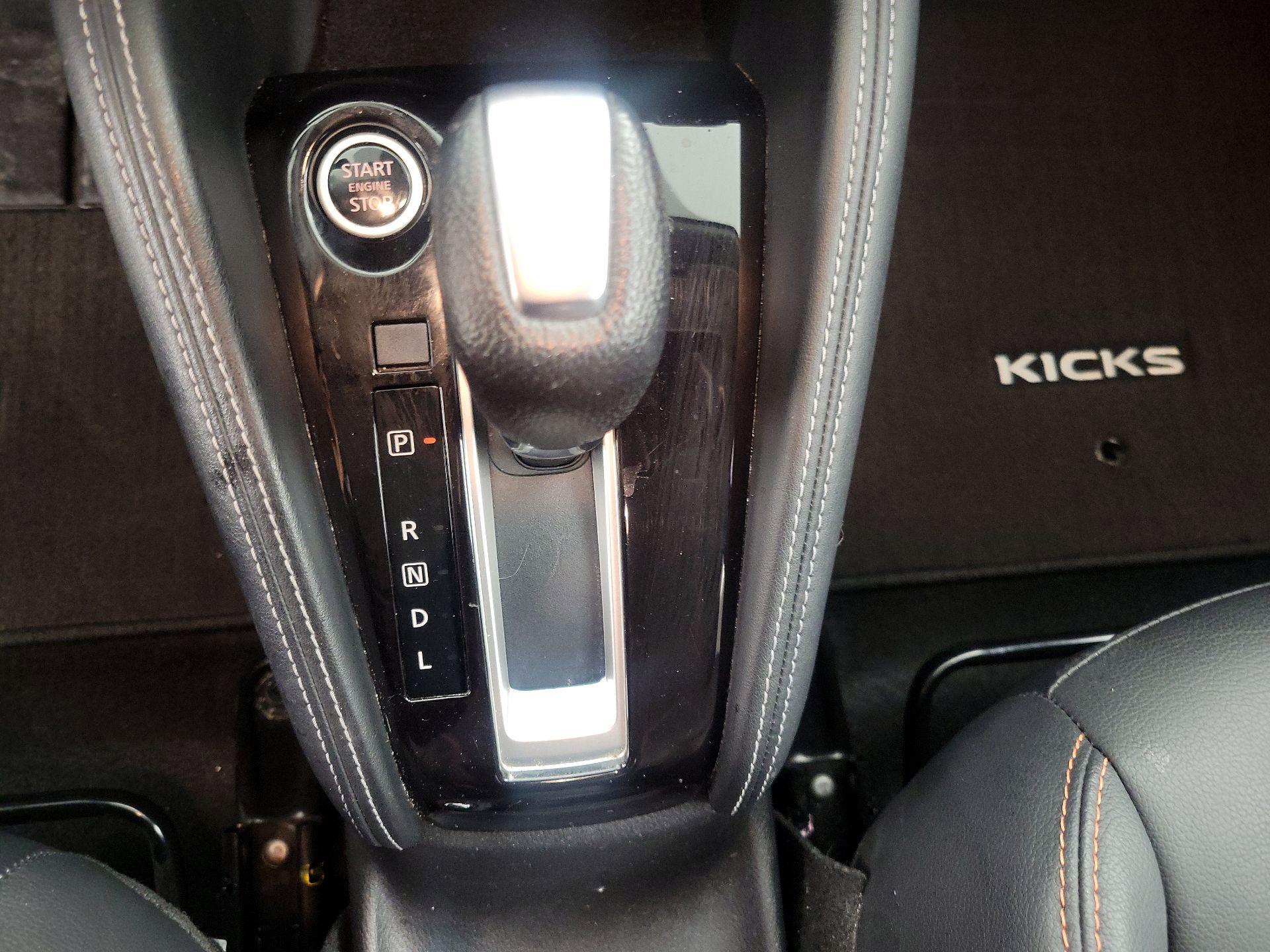 Thumbnail: 2020 Nissan Kicks - 16