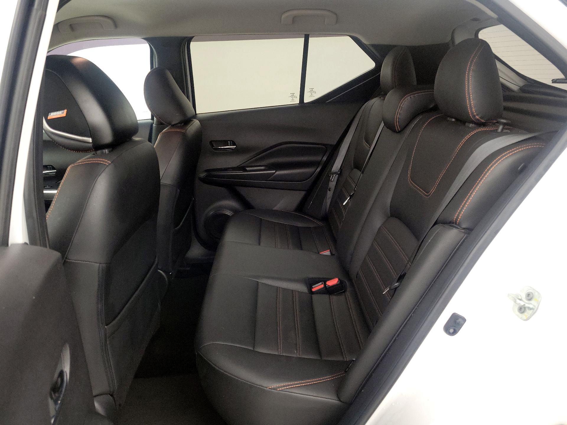 Thumbnail: 2020 Nissan Kicks - 18