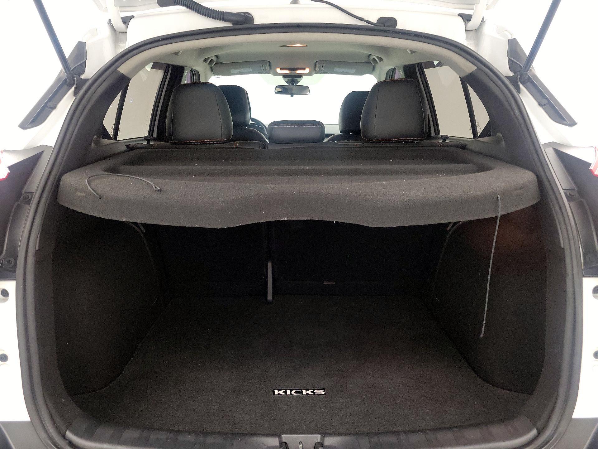 Thumbnail: 2020 Nissan Kicks - 19