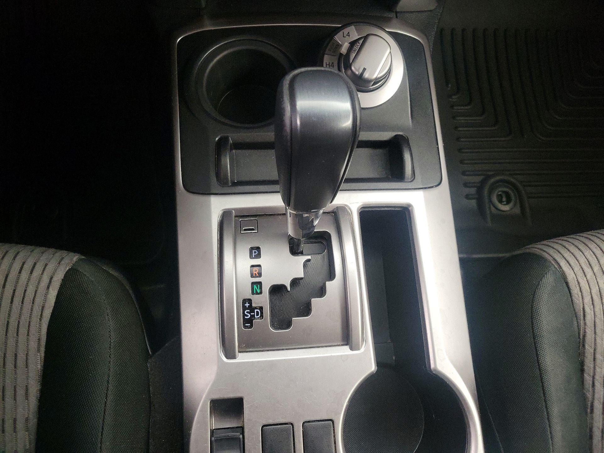 Thumbnail: 2019 Toyota 4Runner - 17