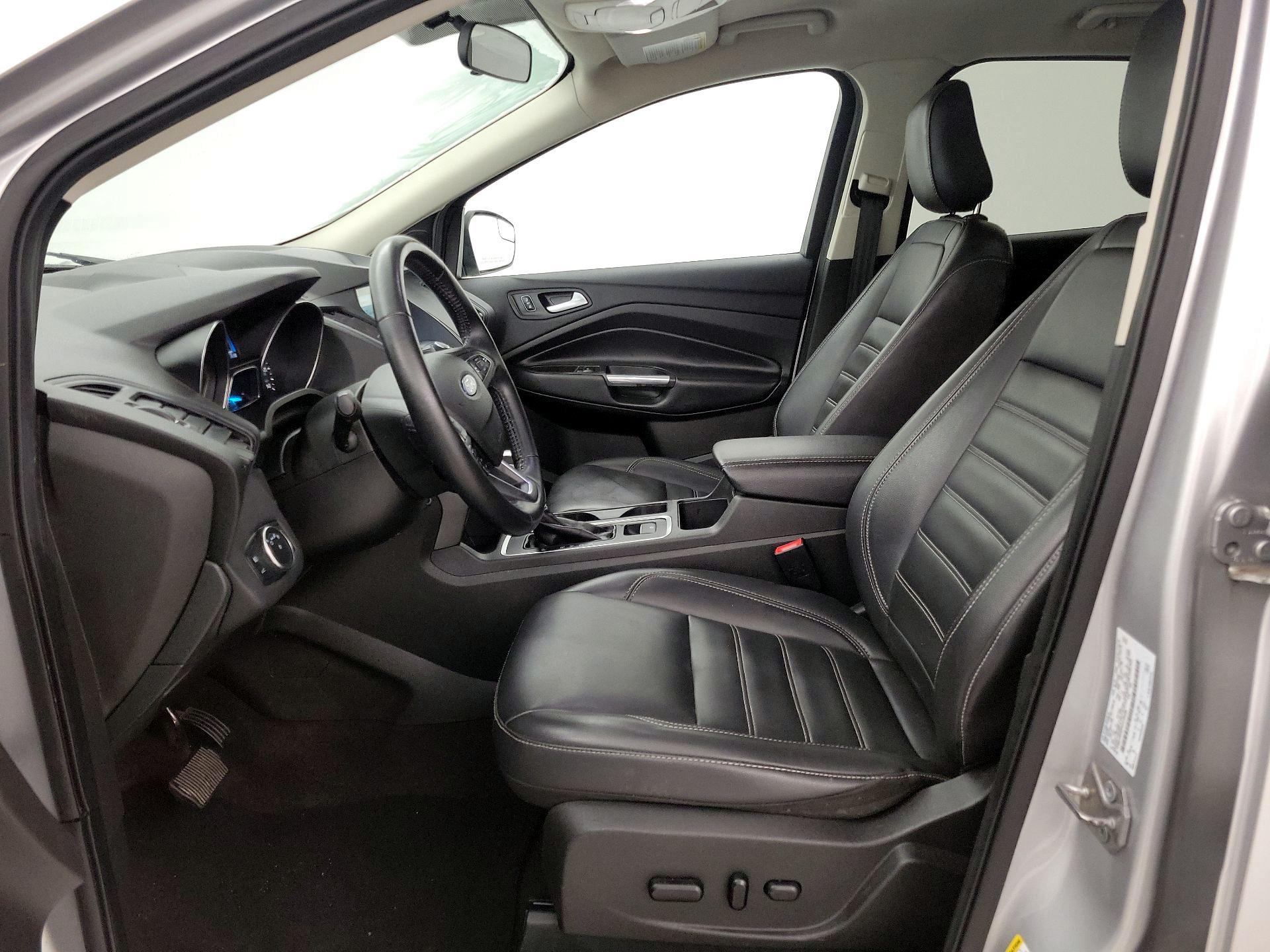 Thumbnail: 2019 Ford Escape - 11