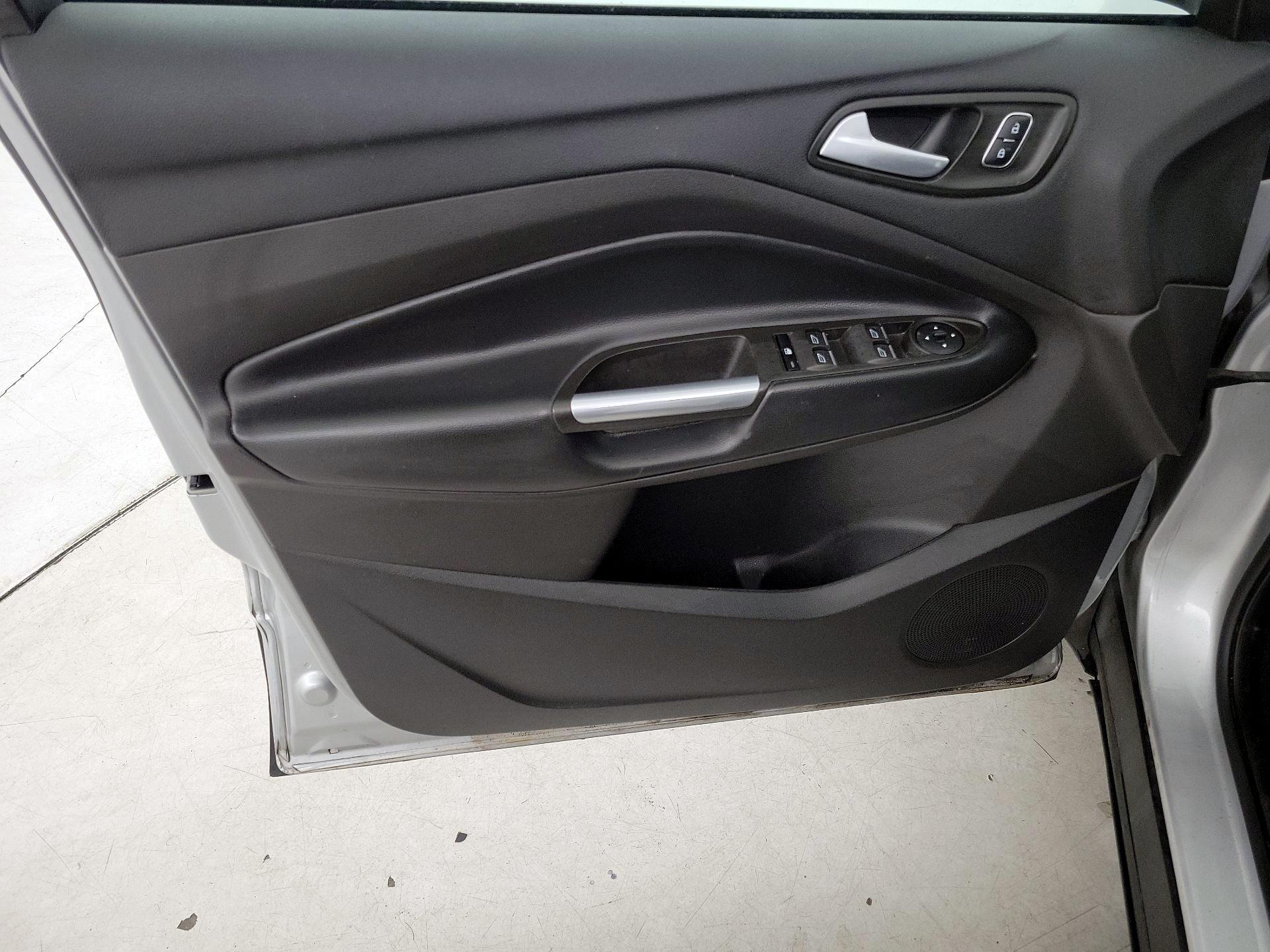 Thumbnail: 2019 Ford Escape - 12