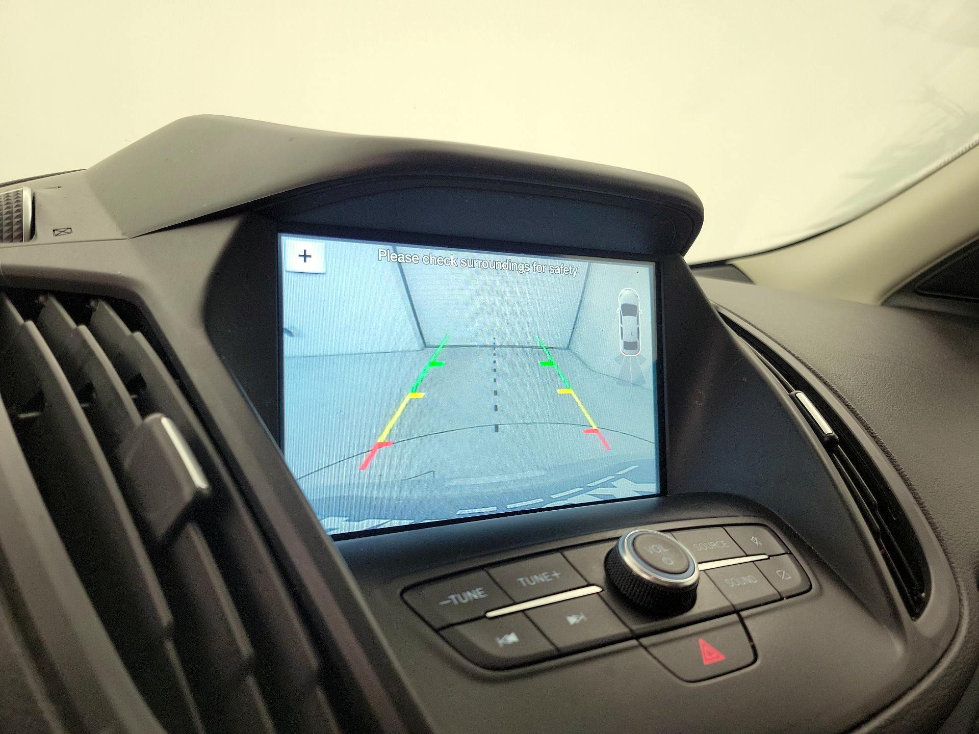 Thumbnail: 2019 Ford Escape - 14