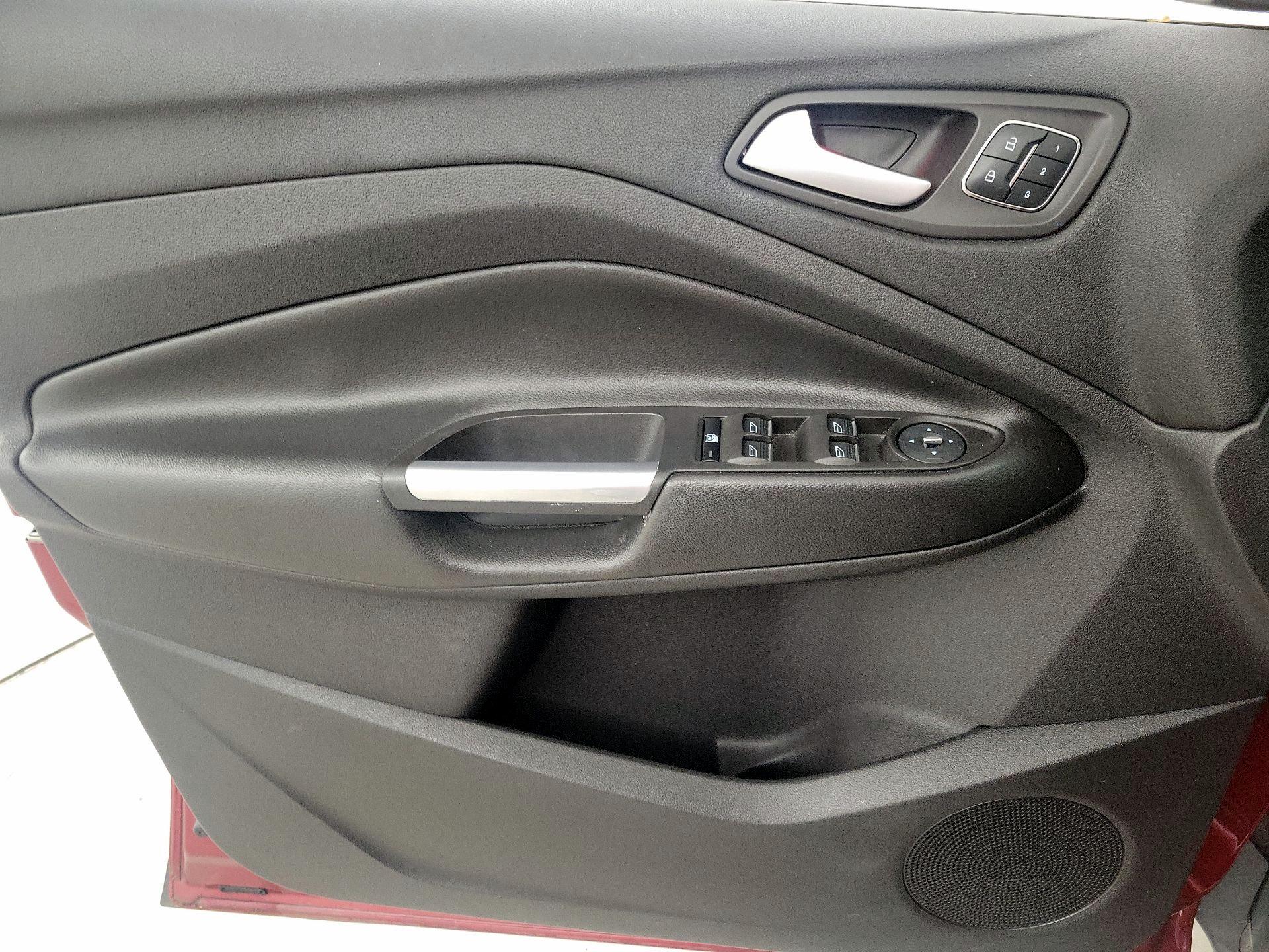 Thumbnail: 2014 Ford Escape - 12