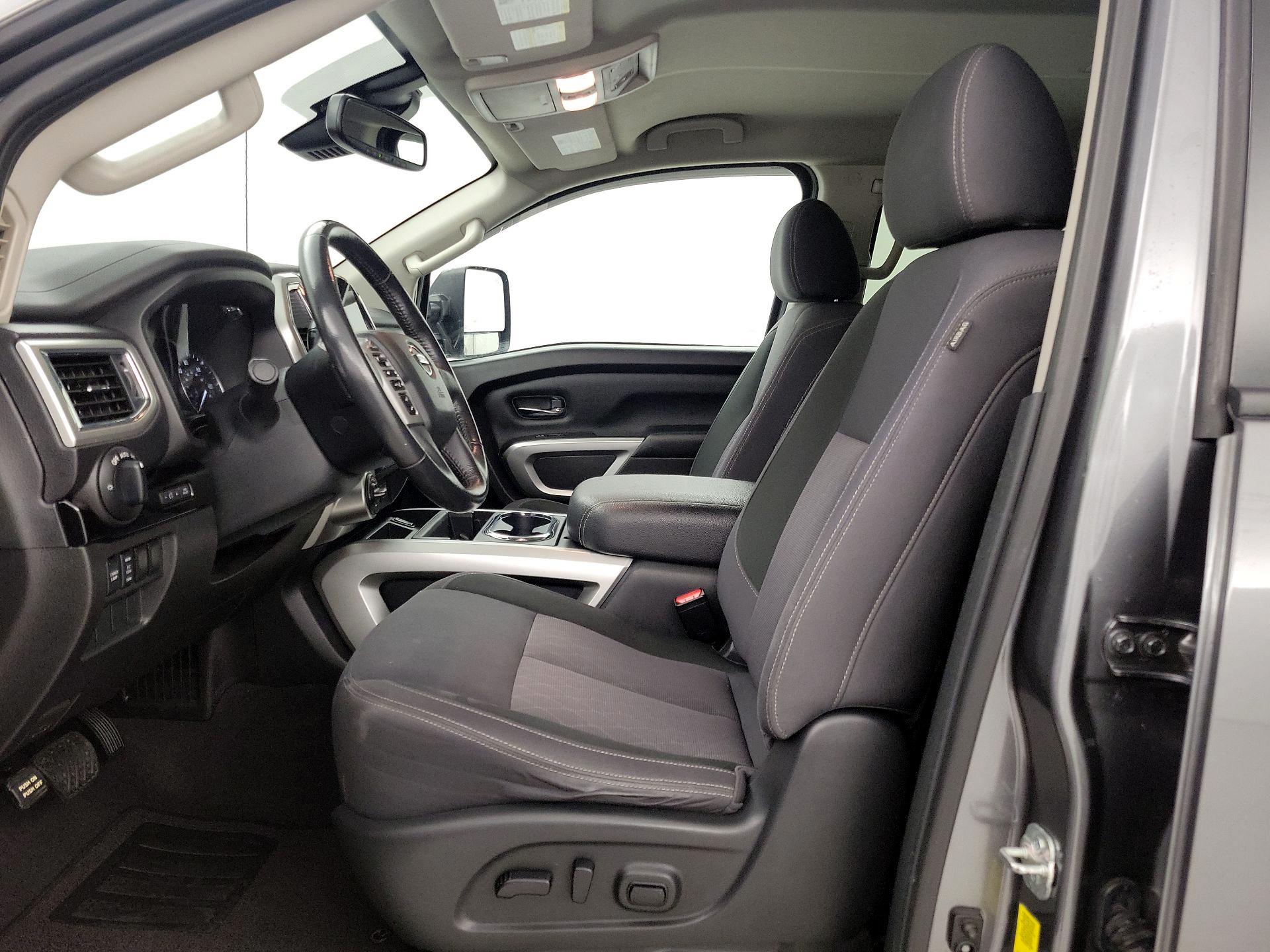 Thumbnail: 2021 Nissan Titan - 11