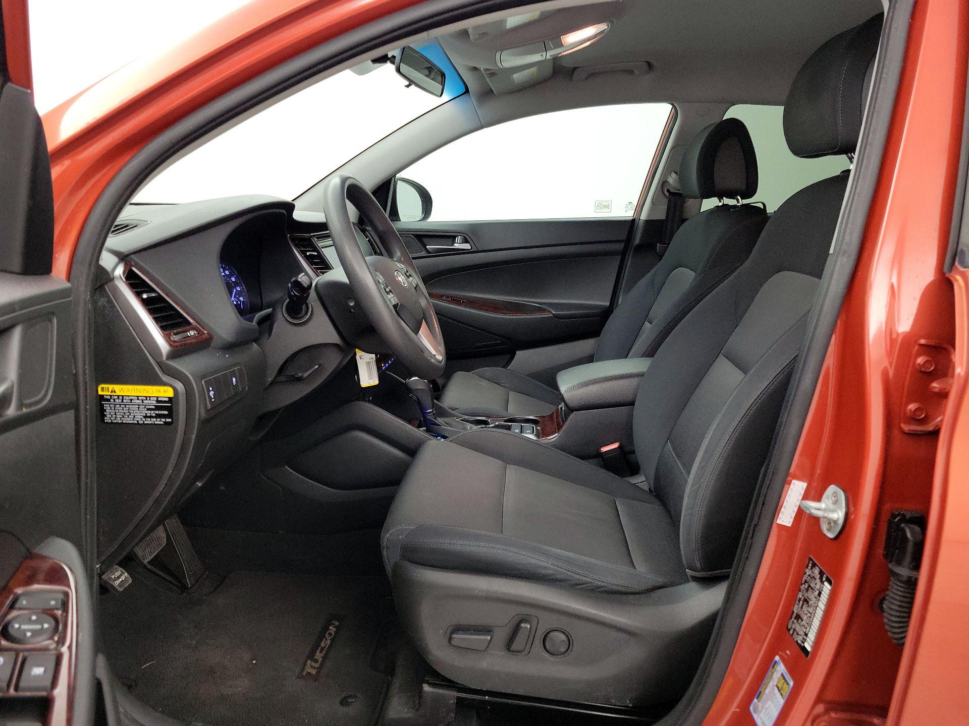 Thumbnail: 2017 Hyundai Tucson - 11