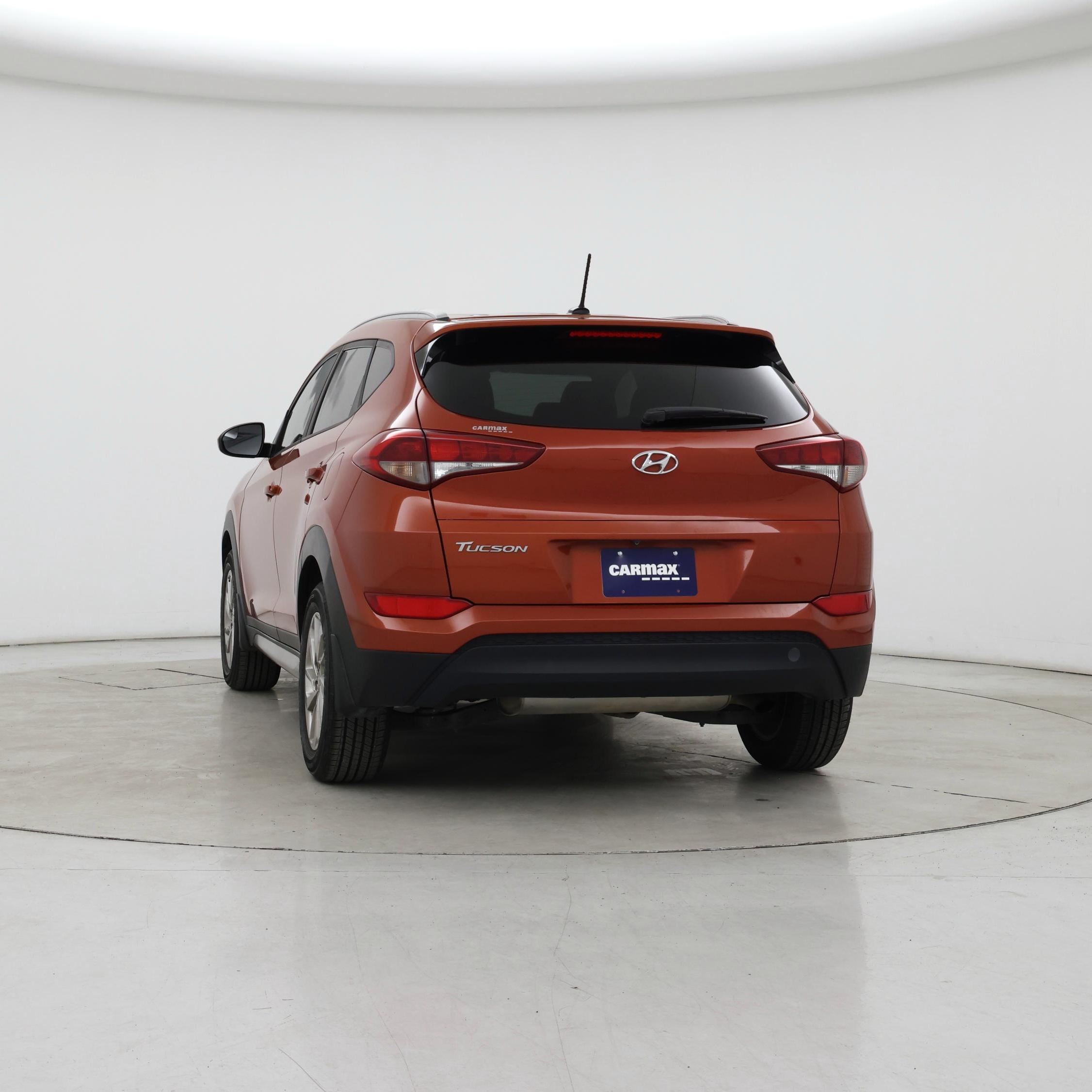 Thumbnail: 2017 Hyundai Tucson - 8