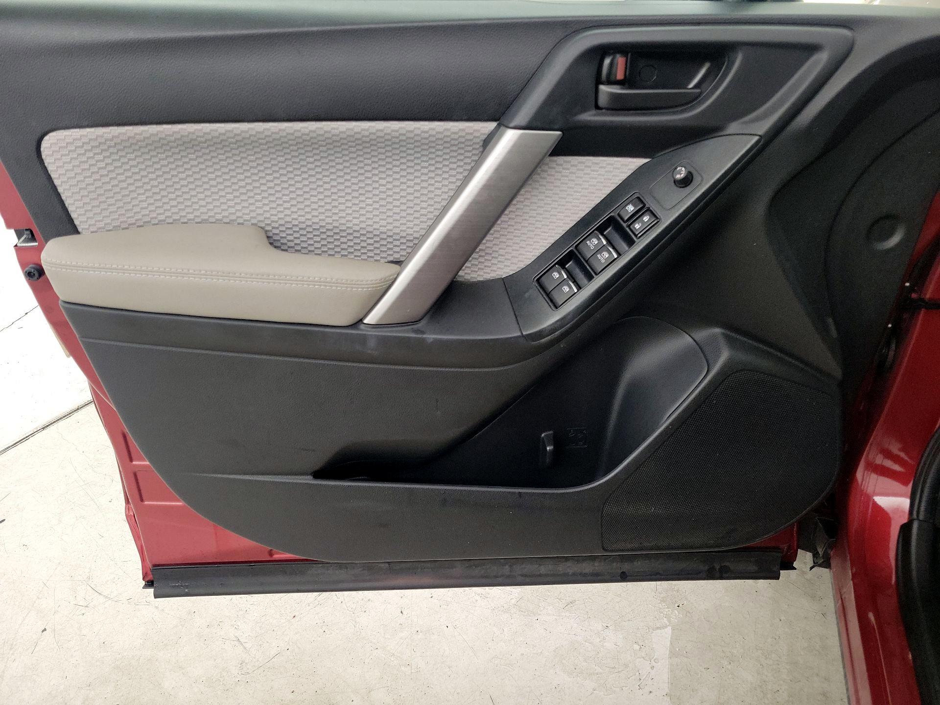 Thumbnail: 2018 Subaru Forester - 12