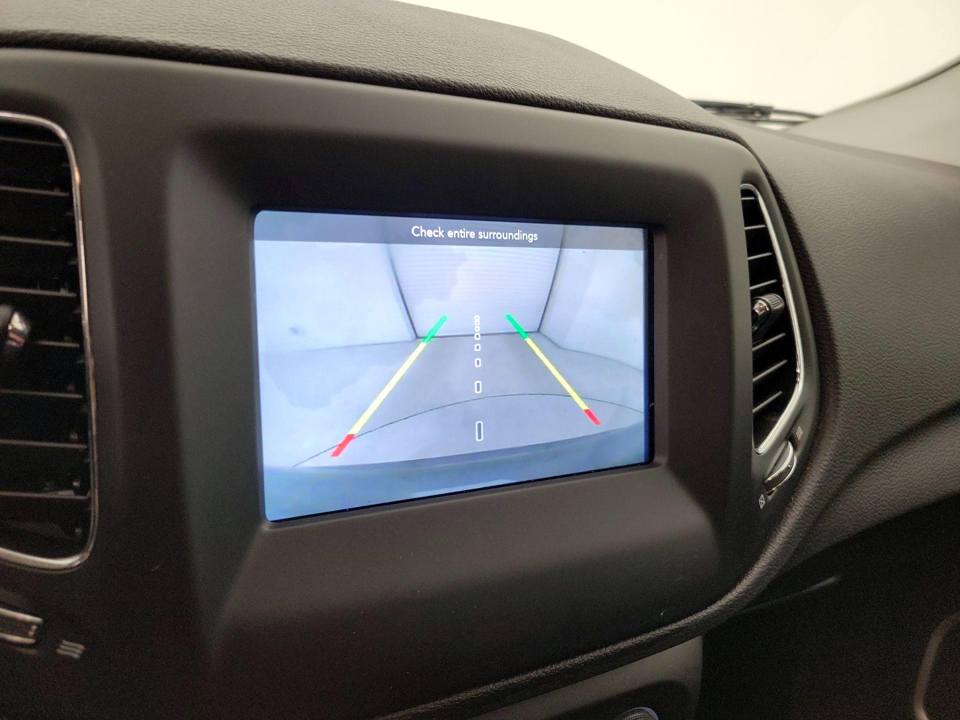 Thumbnail: 2019 Jeep Compass - 14