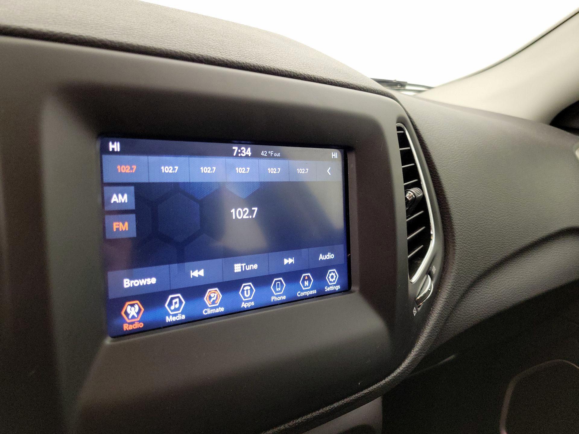 Thumbnail: 2019 Jeep Compass - 15