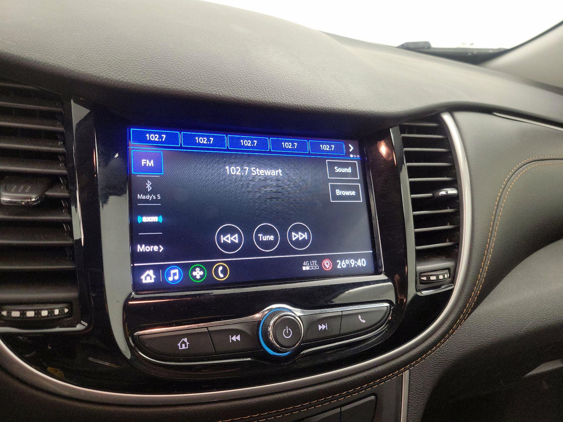 Thumbnail: 2022 Chevrolet Trax - 9