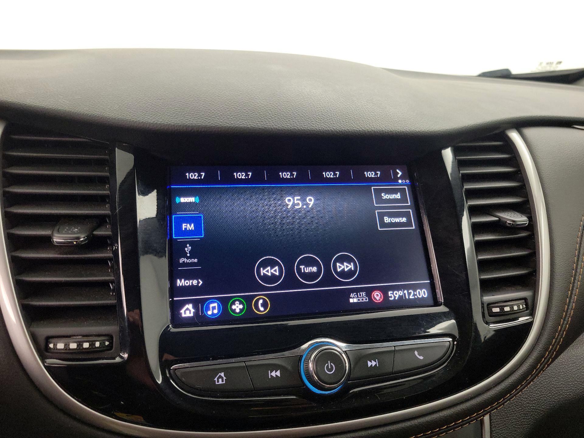 Thumbnail: 2022 Chevrolet Trax - 16