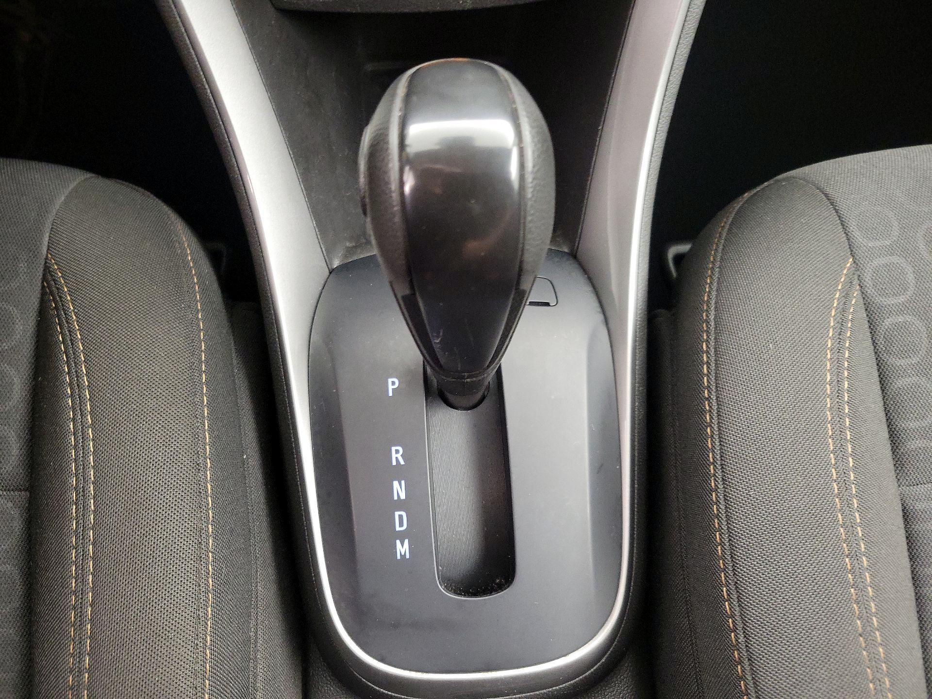 Thumbnail: 2022 Chevrolet Trax - 18