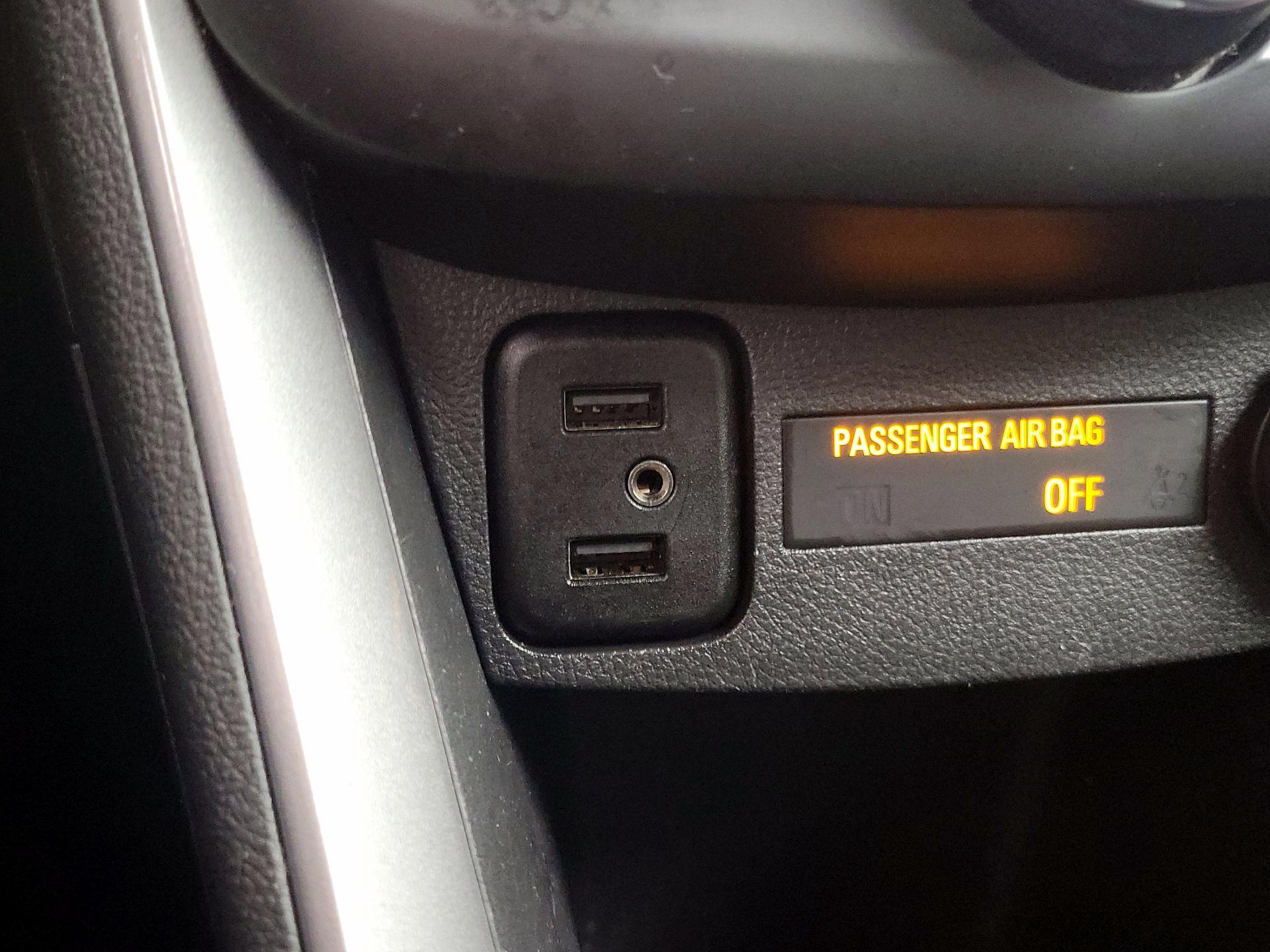 Thumbnail: 2022 Chevrolet Trax - 19