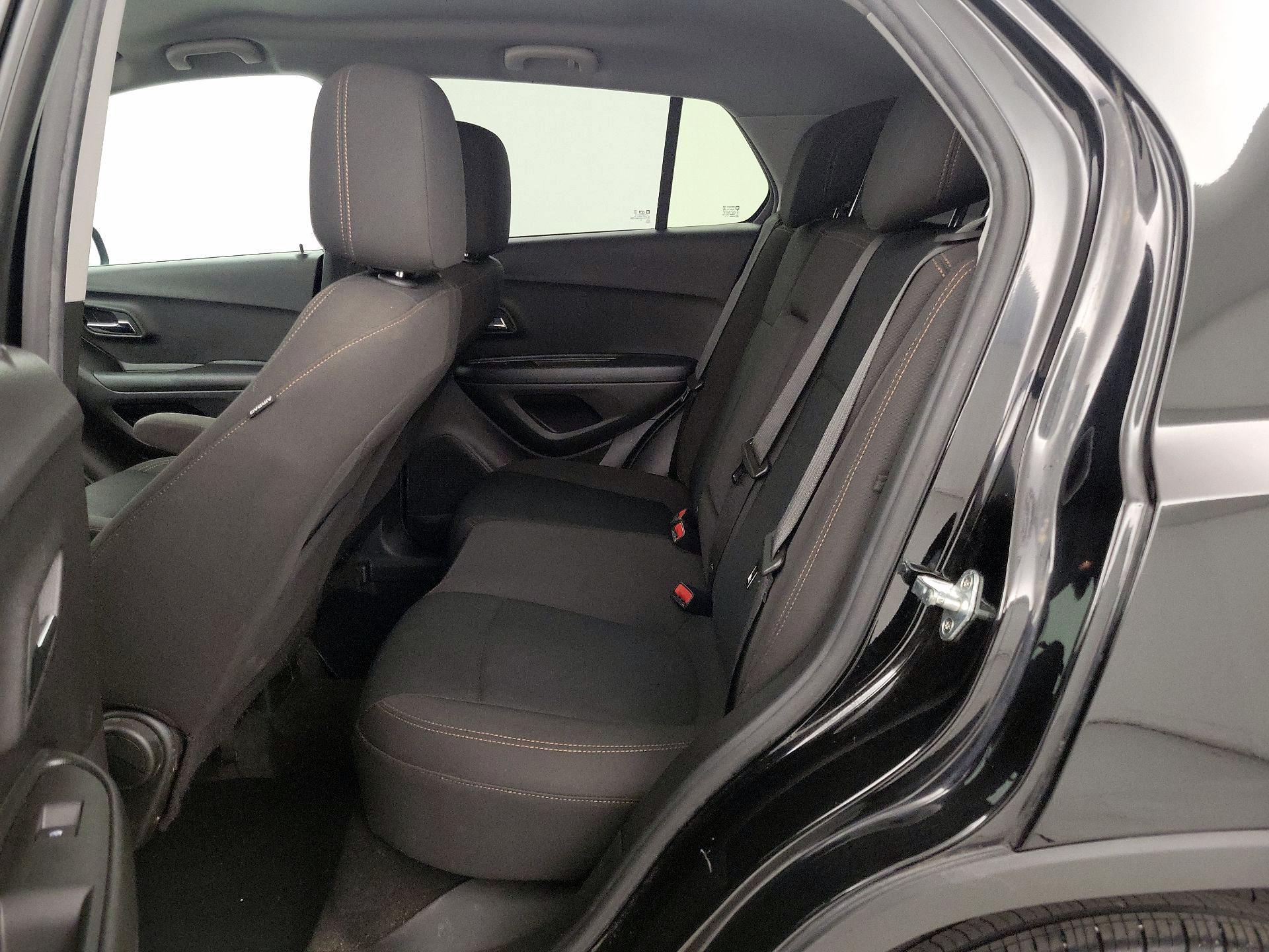 Thumbnail: 2022 Chevrolet Trax - 20