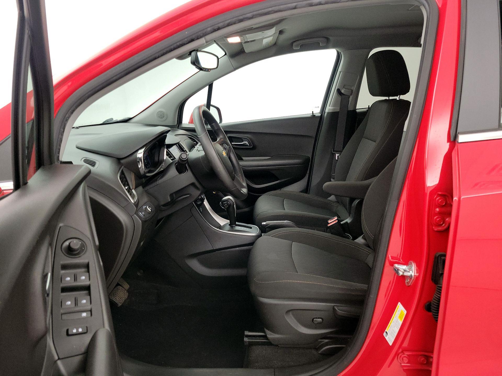 Thumbnail: 2020 Chevrolet Trax - 11