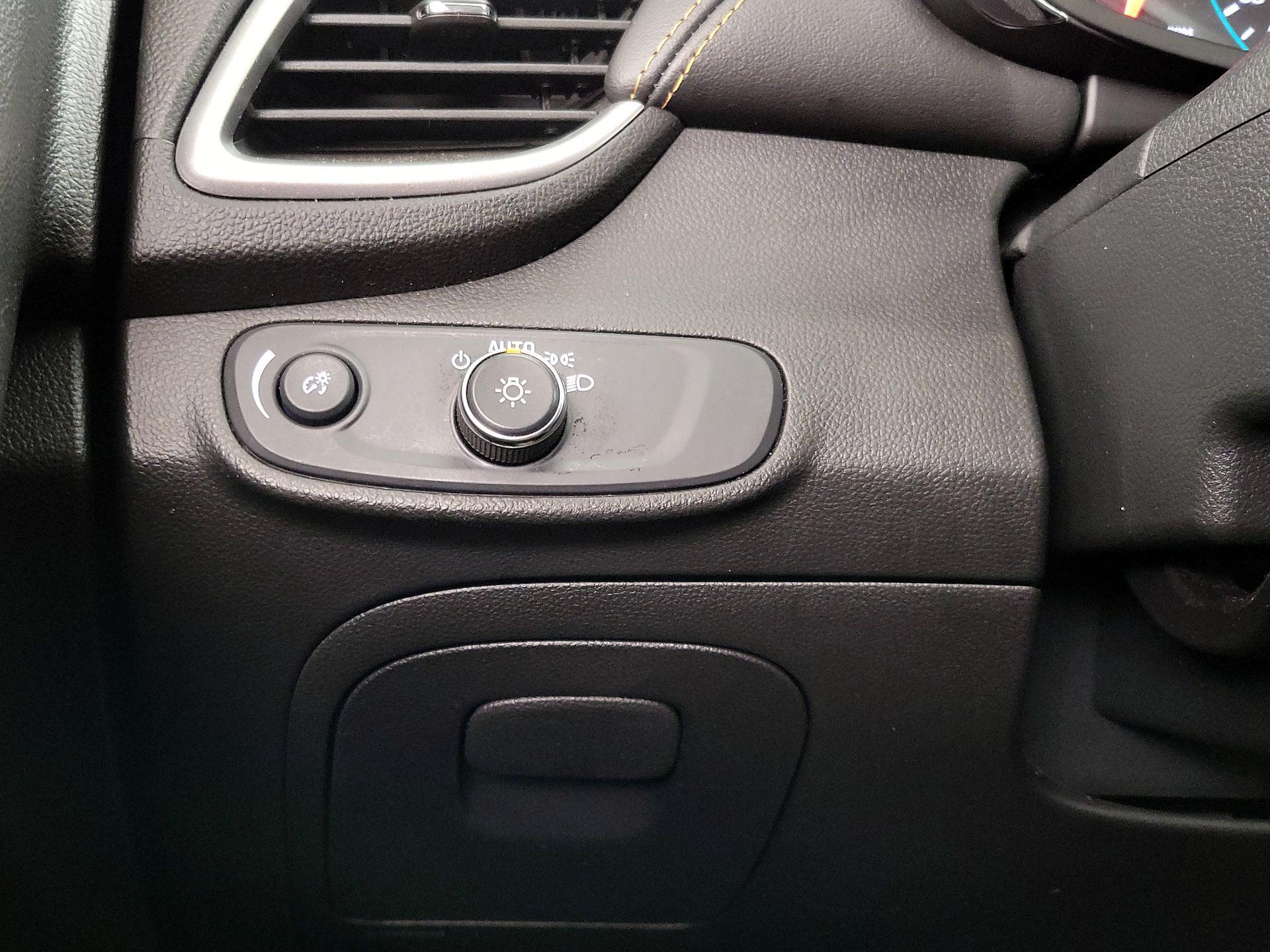 Thumbnail: 2020 Chevrolet Trax - 13