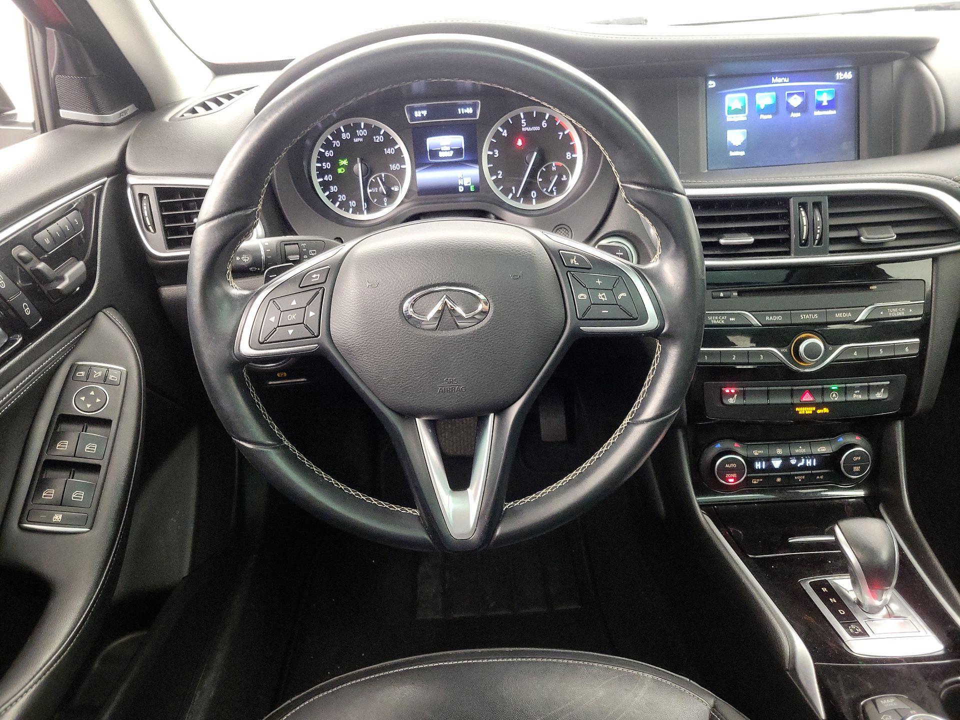 Thumbnail: 2018 INFINITI QX30 - 10