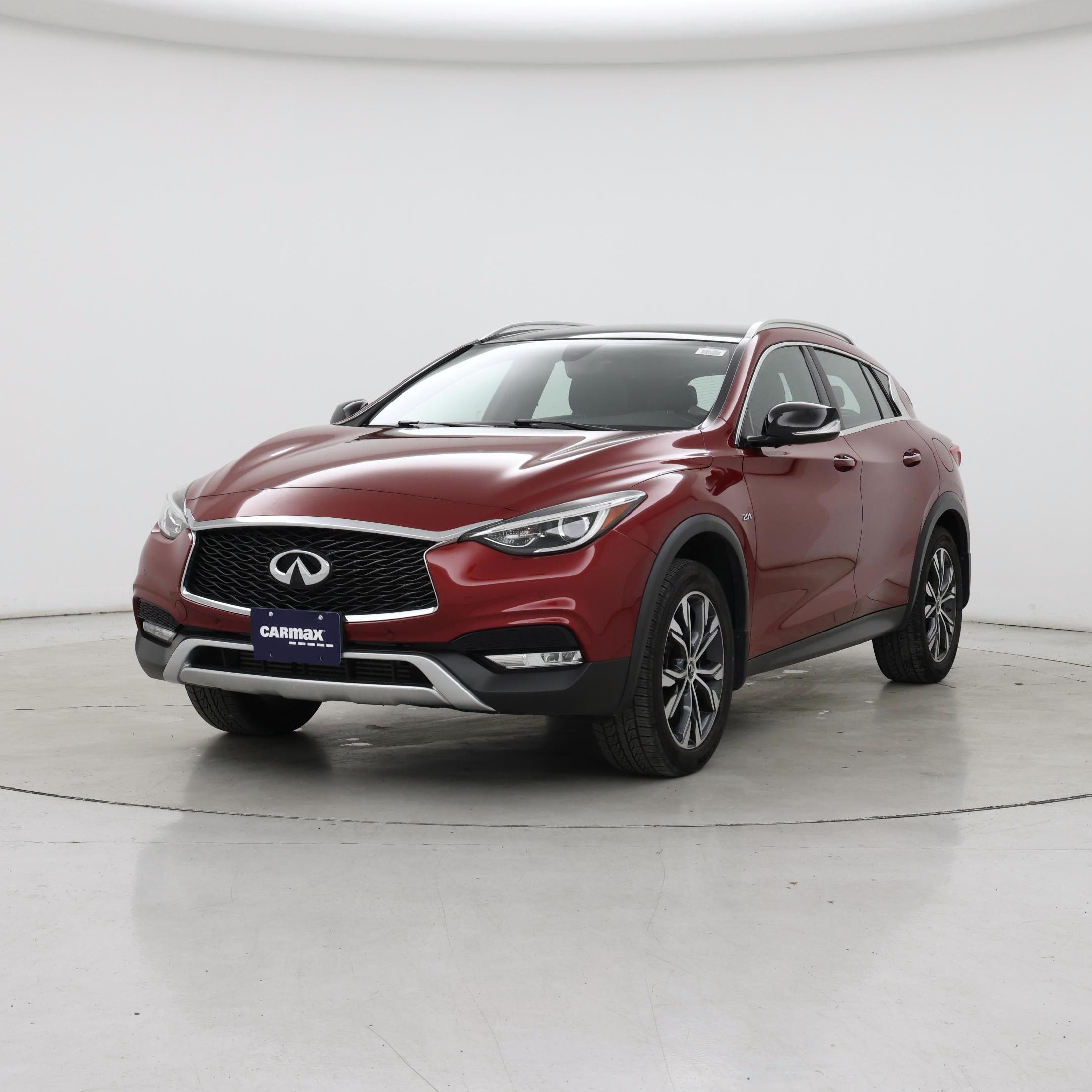 Thumbnail: 2018 INFINITI QX30 - 4