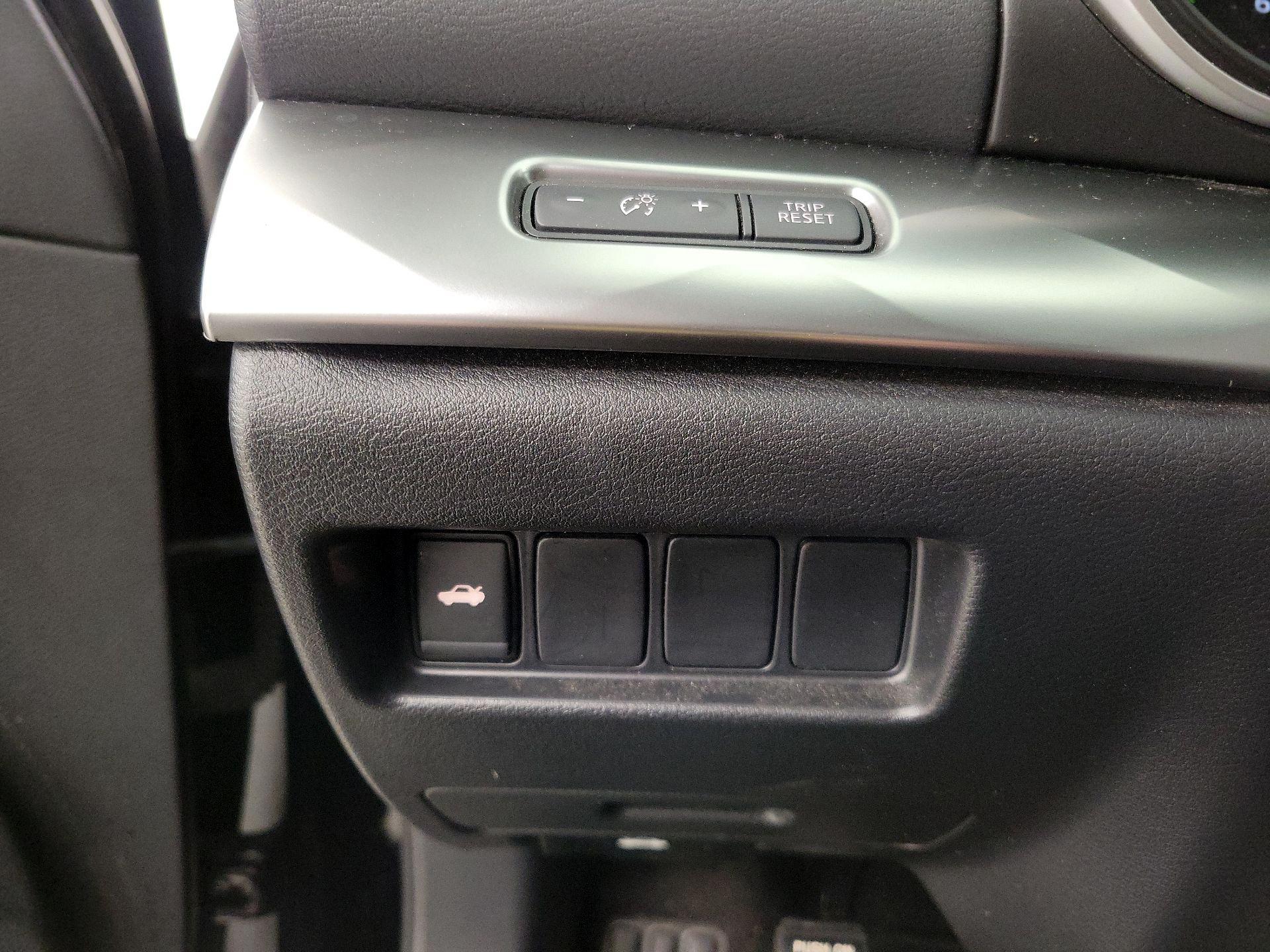 Thumbnail: 2020 Nissan Maxima - 13