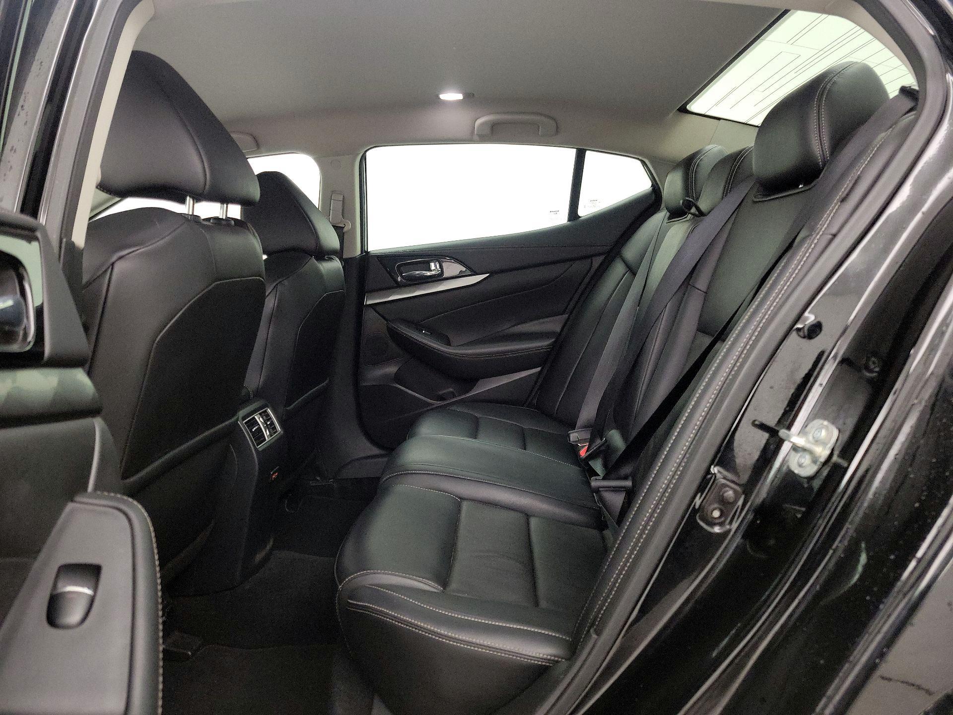 Thumbnail: 2020 Nissan Maxima - 20