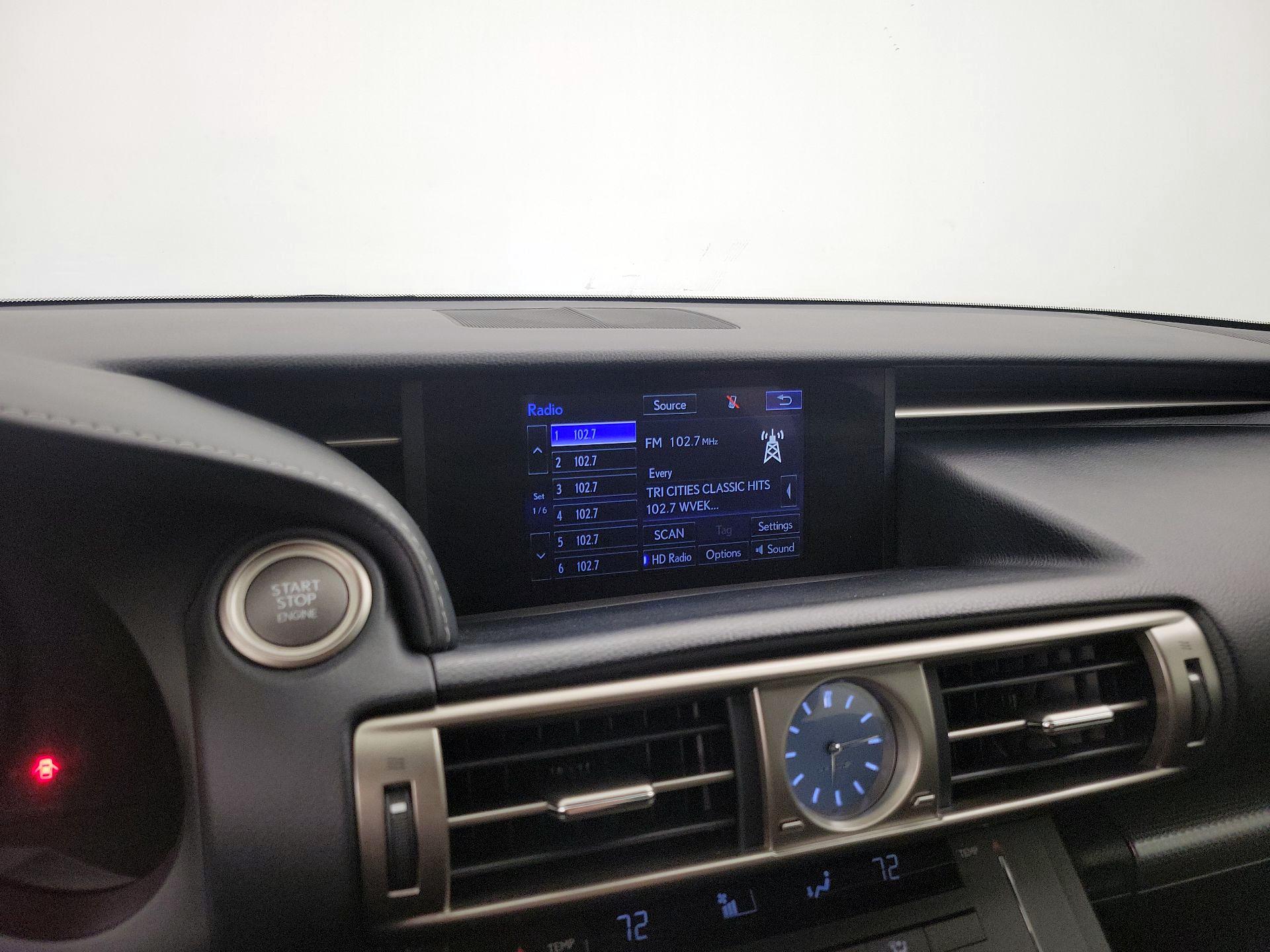 Thumbnail: 2016 Lexus IS - 16