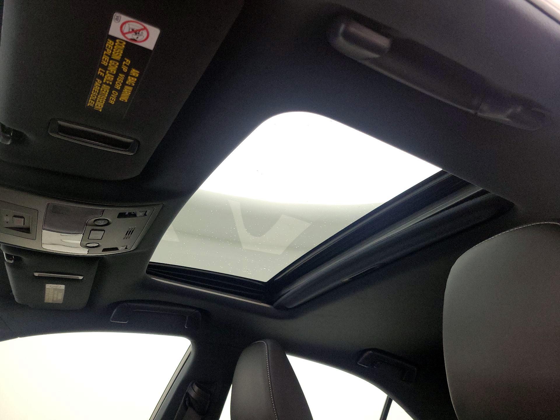 Thumbnail: 2016 Lexus IS - 20