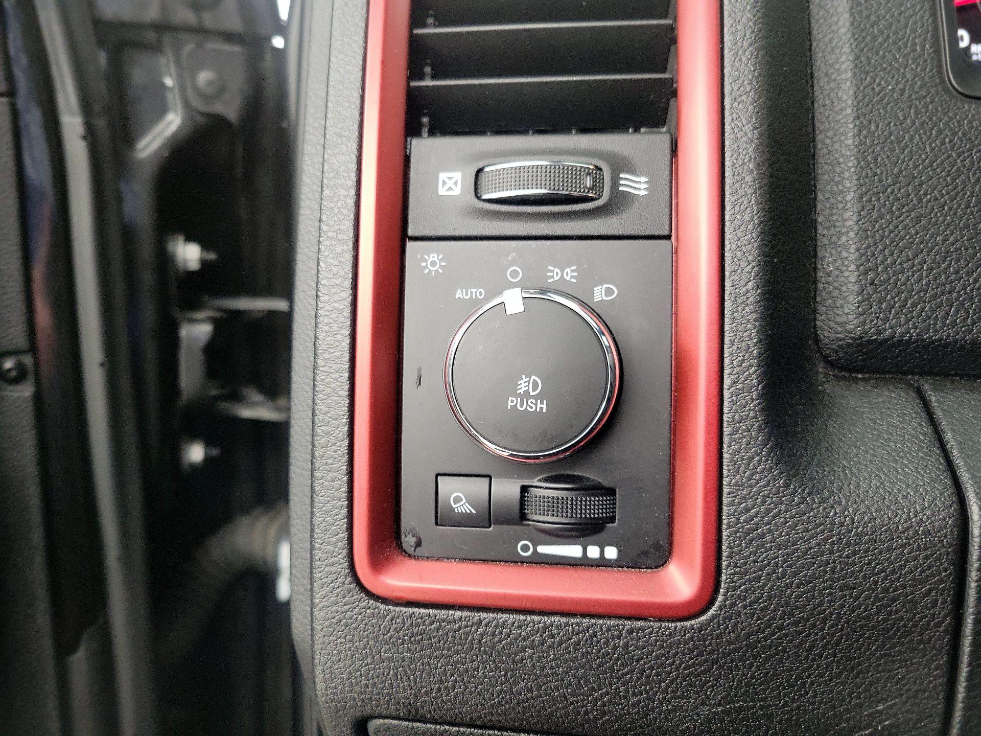 Thumbnail: 2016 RAM 1500 - 13