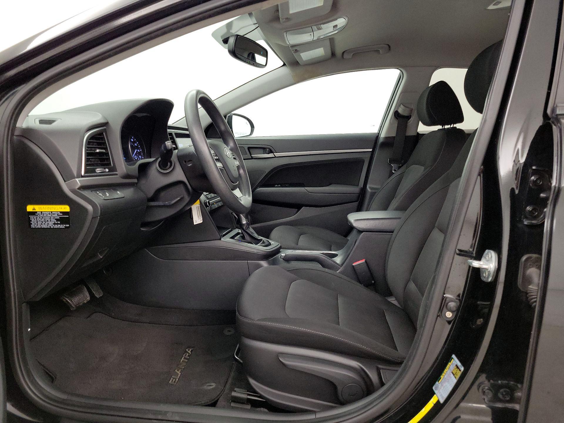 Thumbnail: 2018 Hyundai Elantra - 11