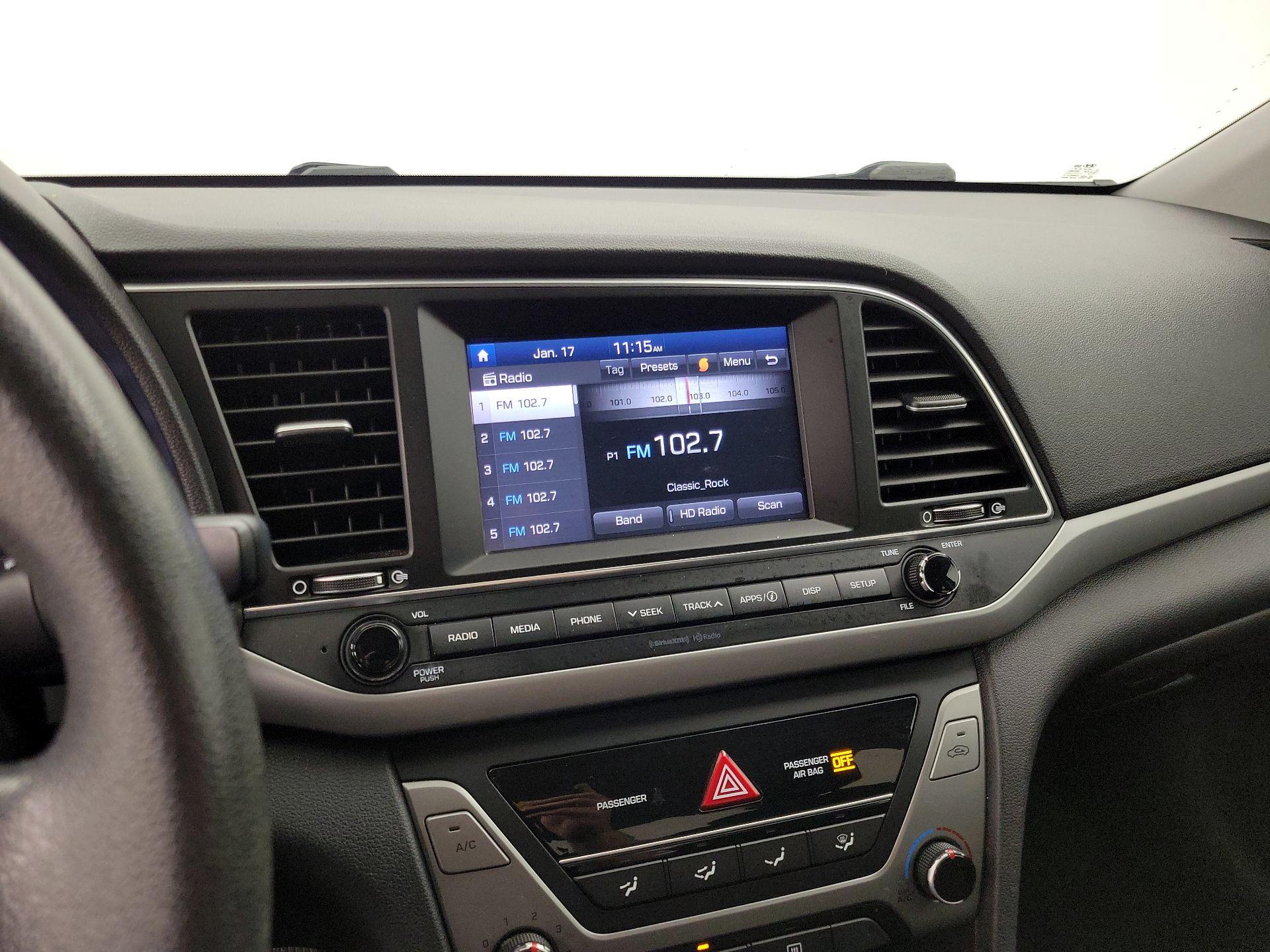 Thumbnail: 2018 Hyundai Elantra - 15