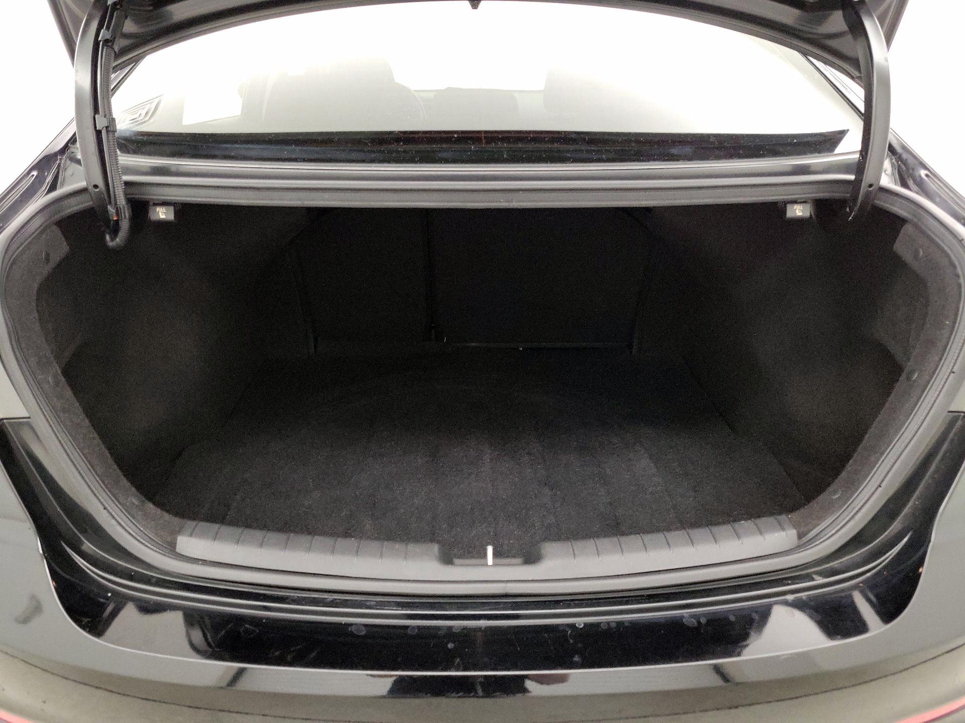 Thumbnail: 2018 Hyundai Elantra - 20