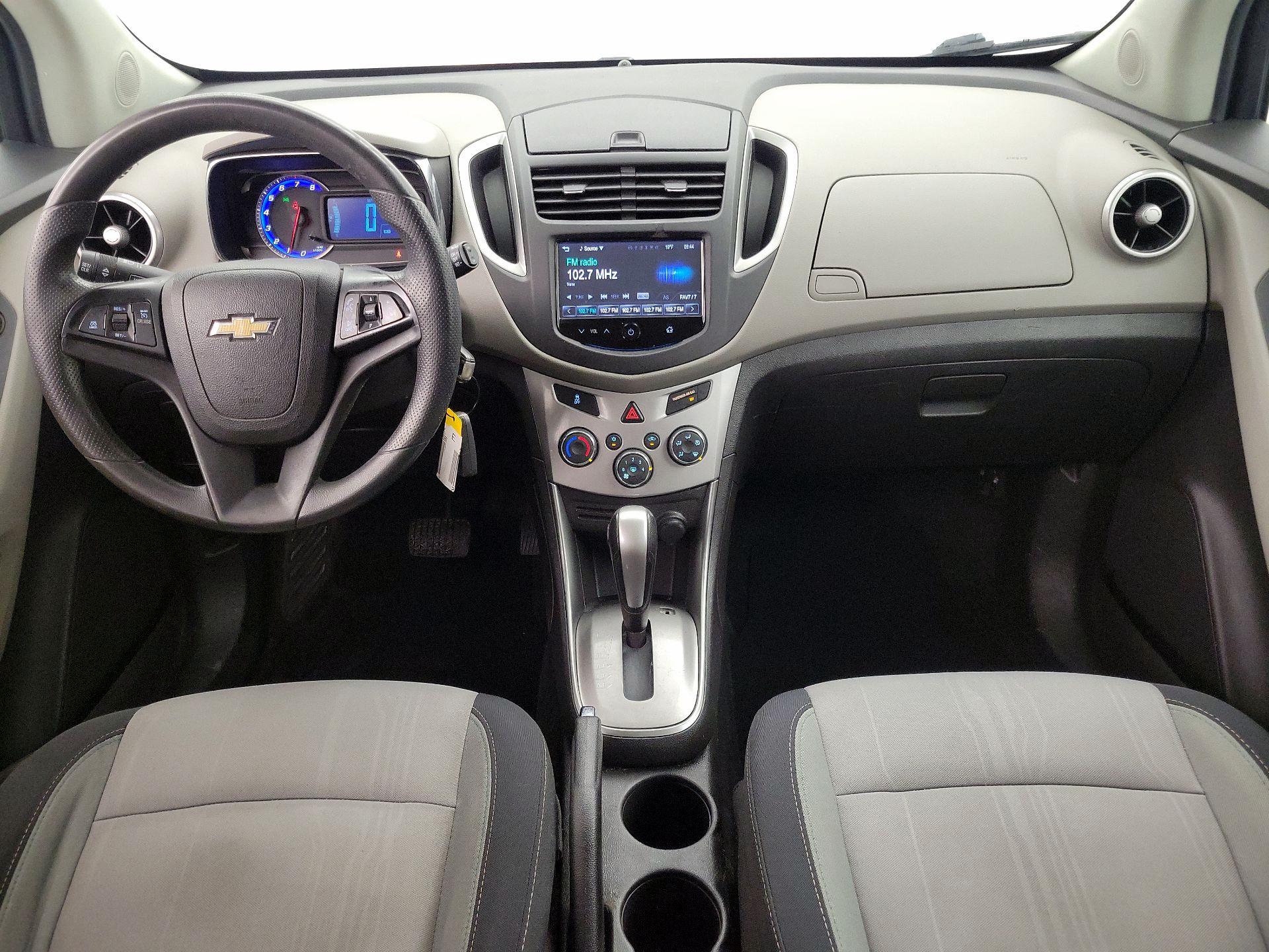 Thumbnail: 2016 Chevrolet Trax - 9