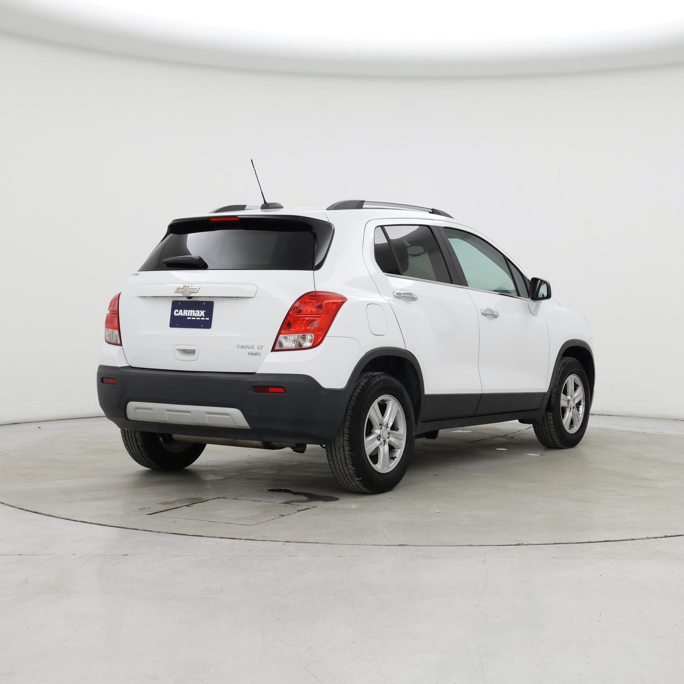 Thumbnail: 2016 Chevrolet Trax - 8