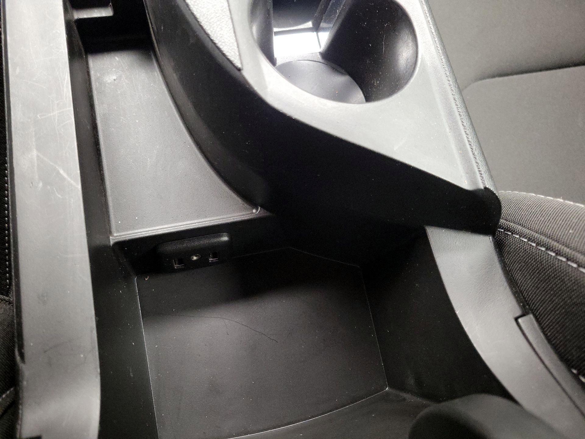 Thumbnail: 2021 Chevrolet Camaro - 18