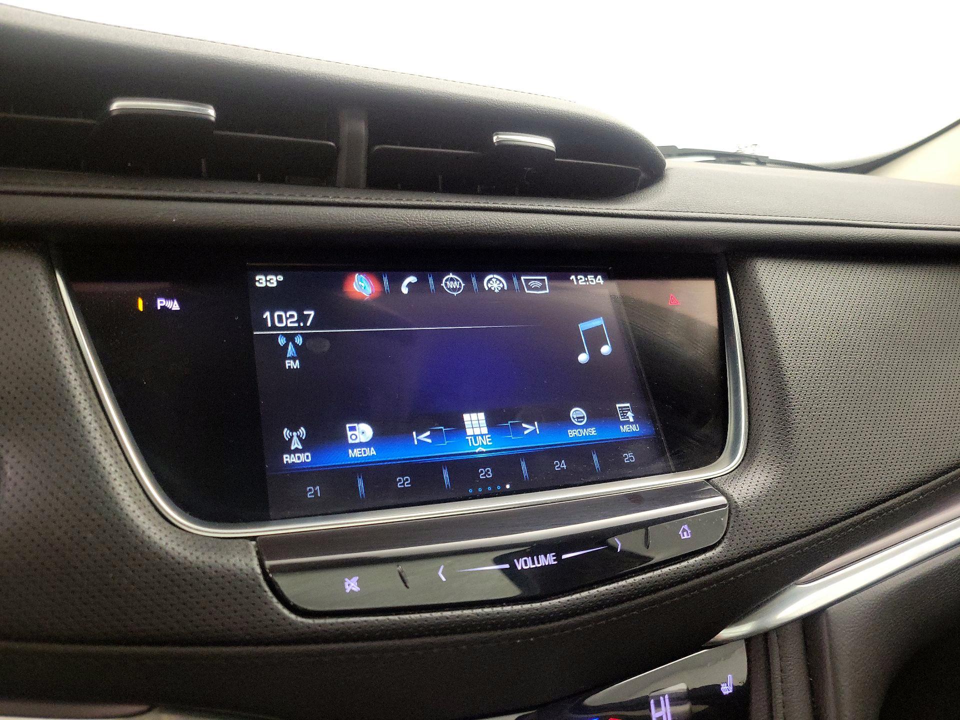 Thumbnail: 2019 Cadillac XT5 - 16