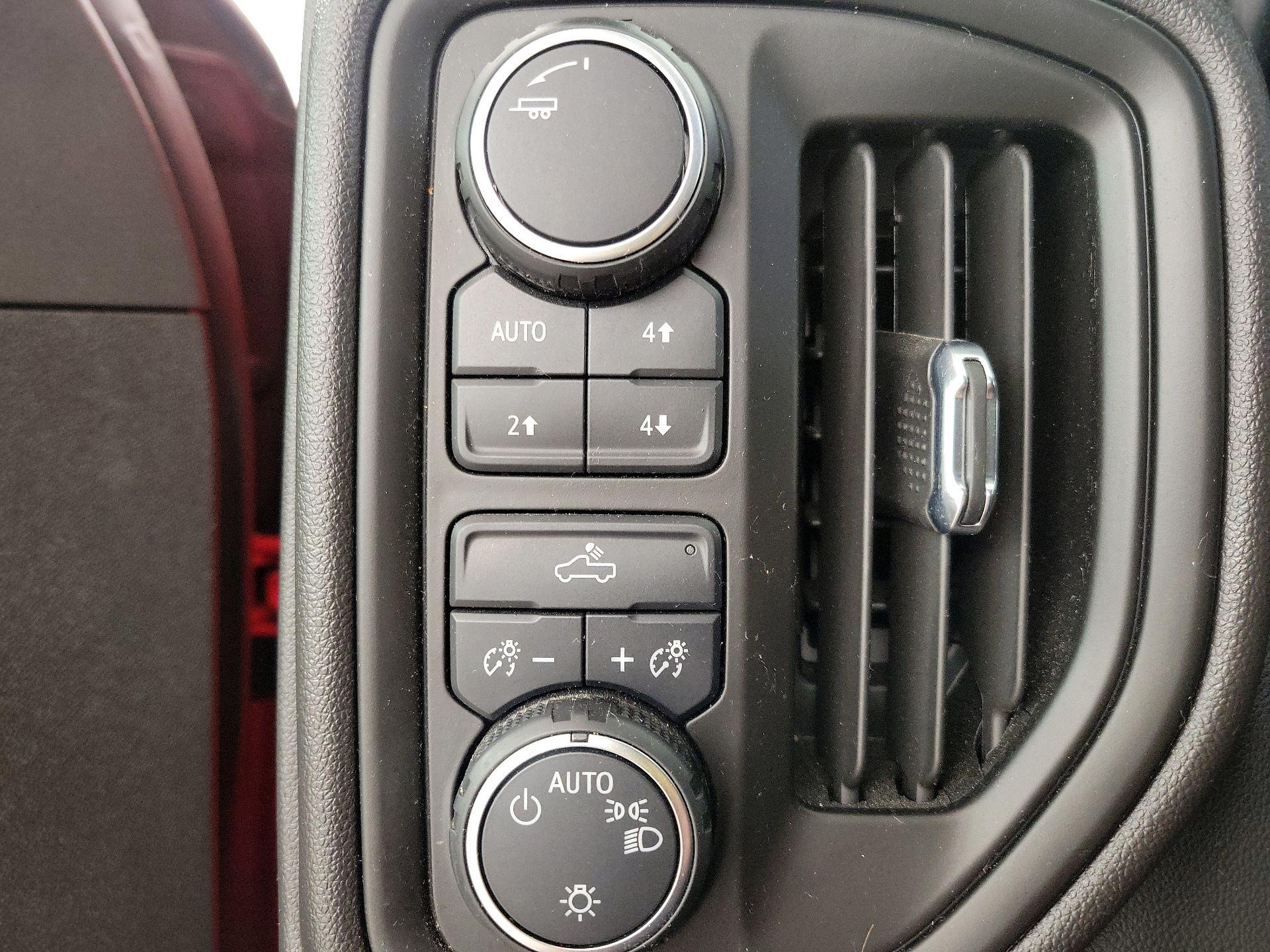 Thumbnail: 2023 Chevrolet Silverado 1500 - 13