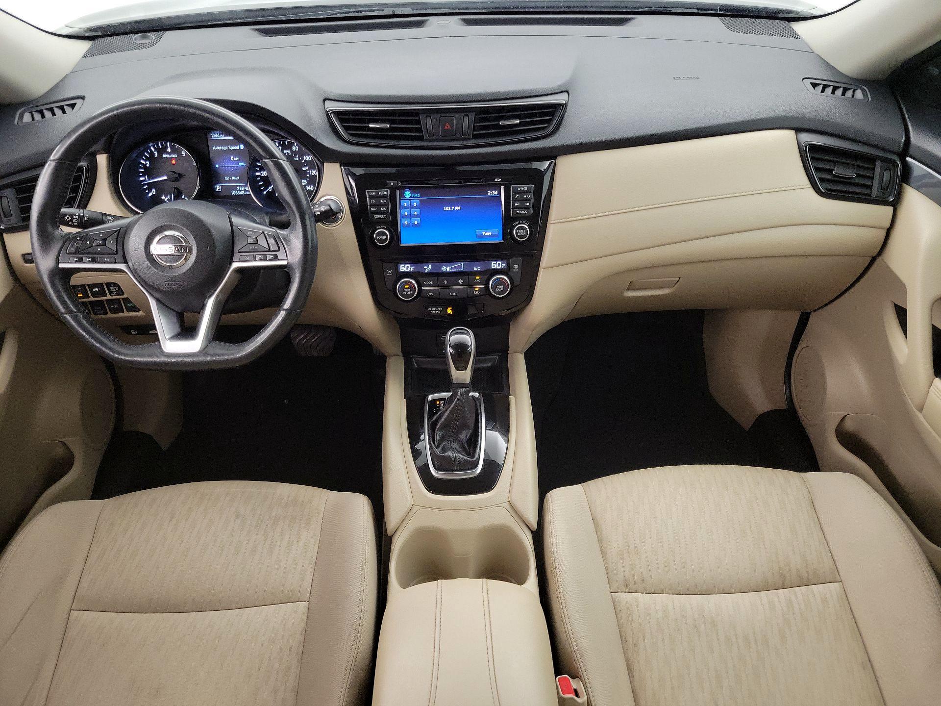 Thumbnail: 2017 Nissan Rogue - 9