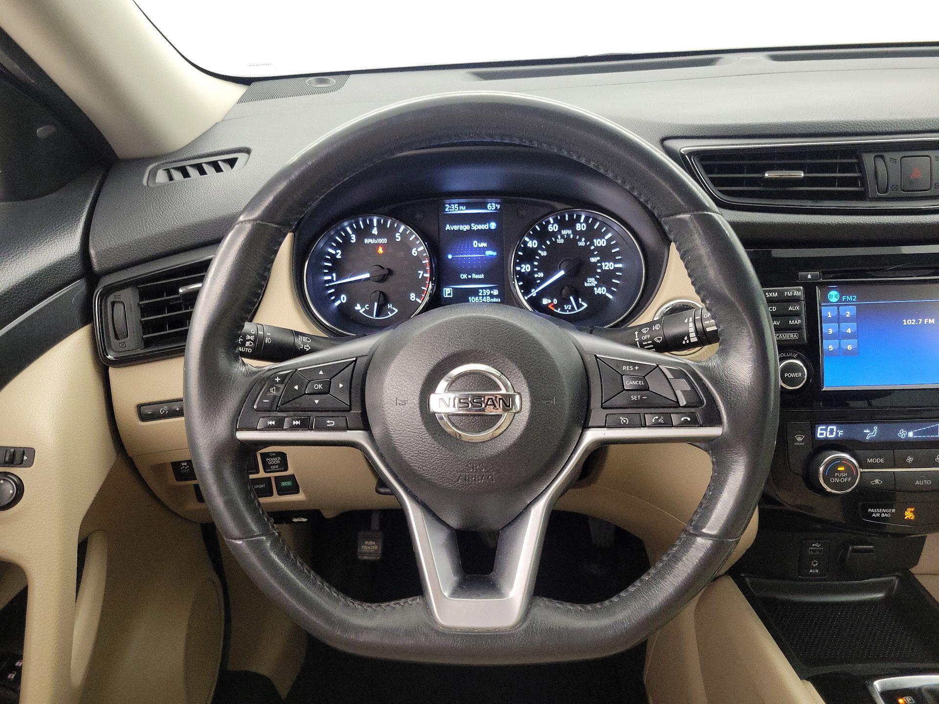 Thumbnail: 2017 Nissan Rogue - 10